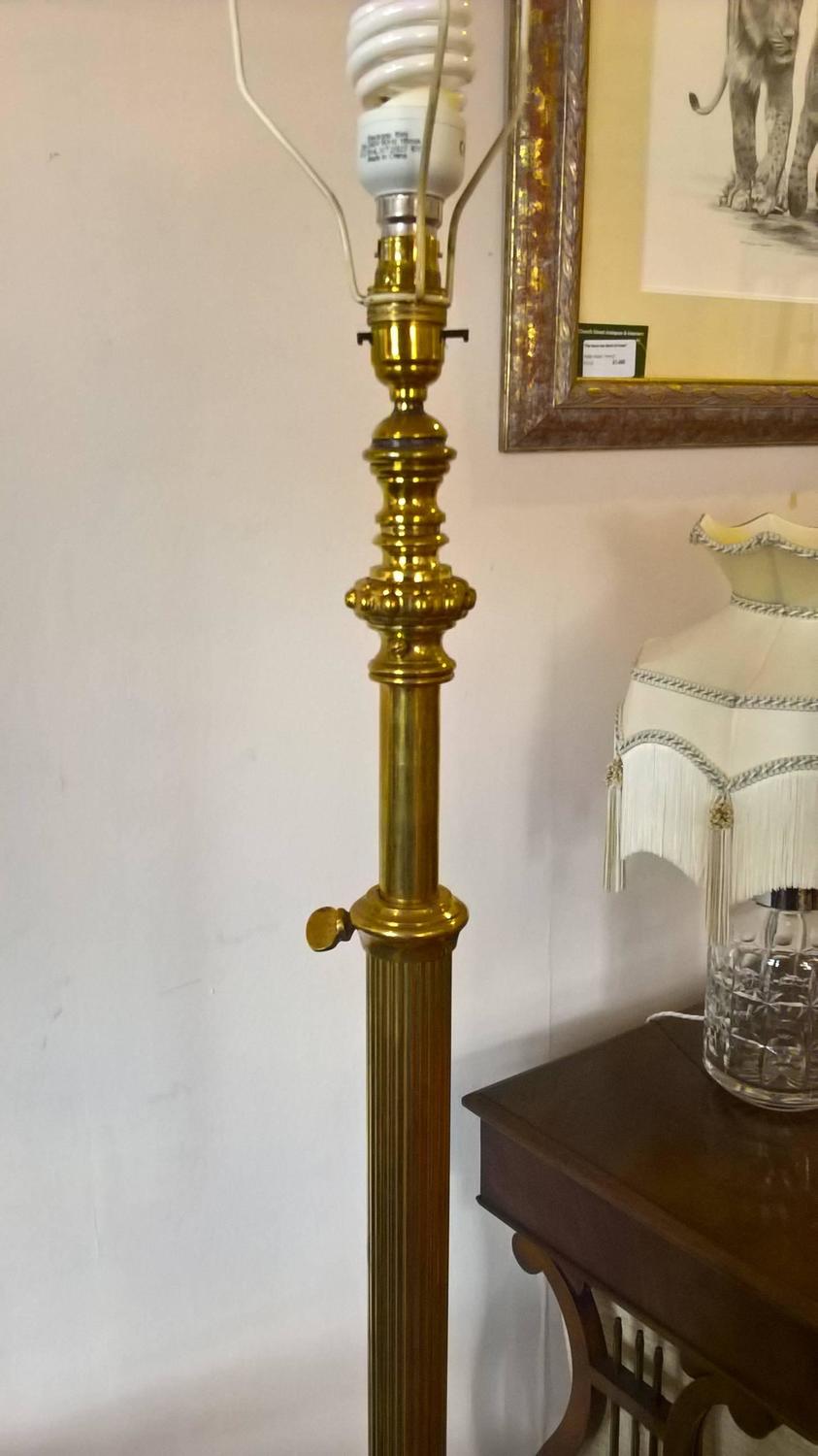 Victorian Brass Extending Telescopic Standard Oil Lamp by Messenger For