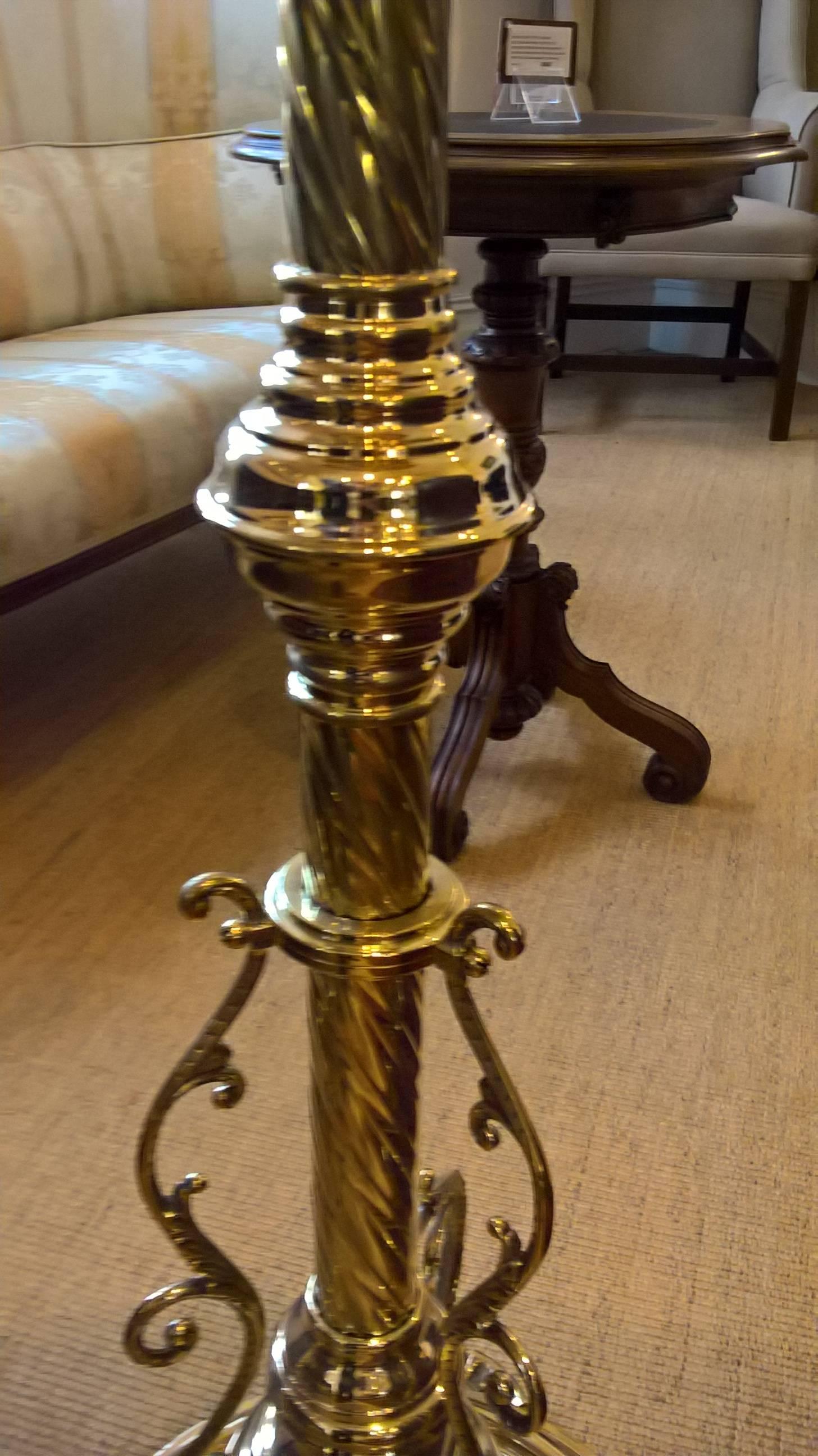 High Victorian Victorian Brass Extendable Standard Oil Lamp