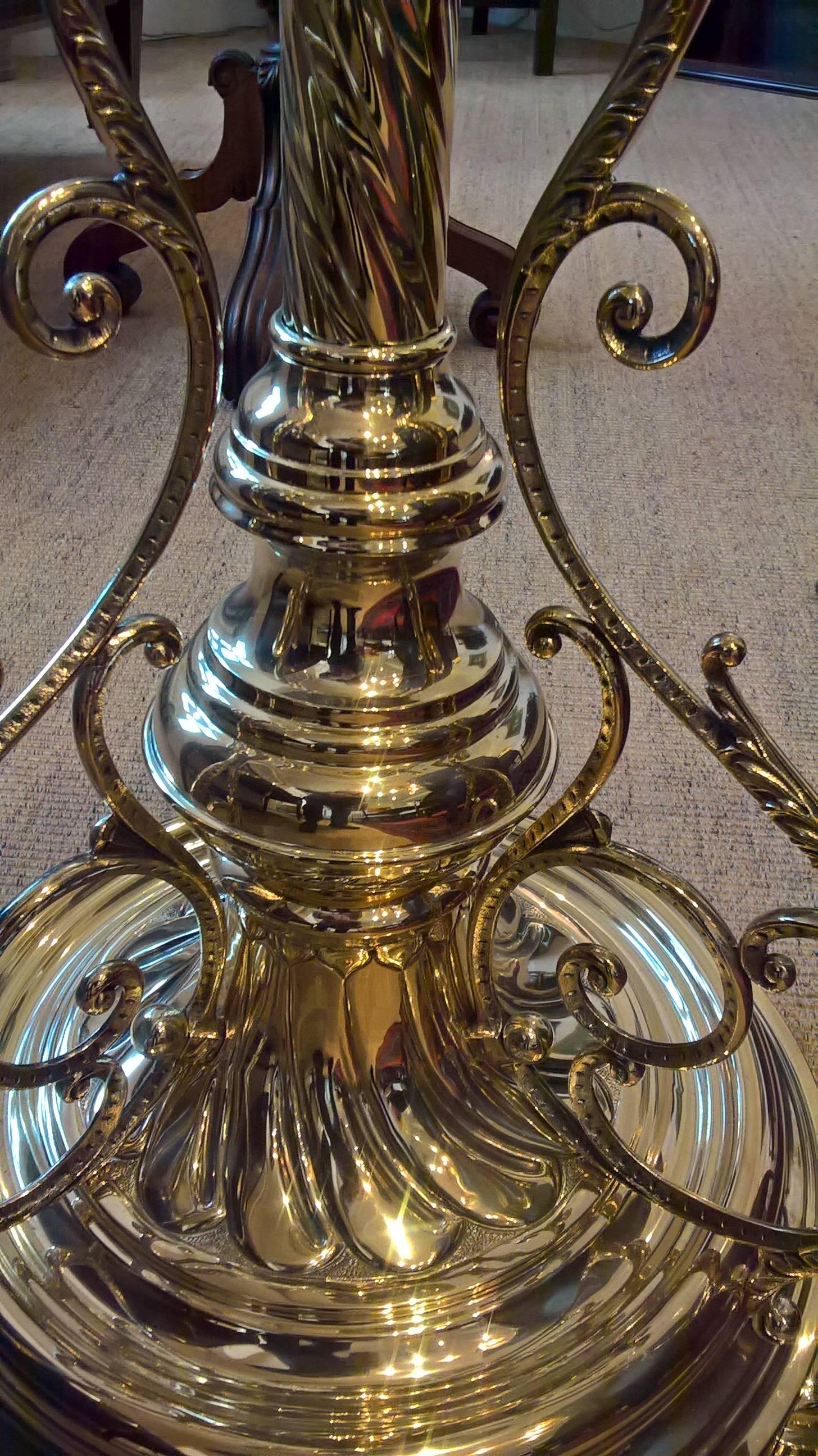 Victorian Brass Extendable Standard Oil Lamp 1