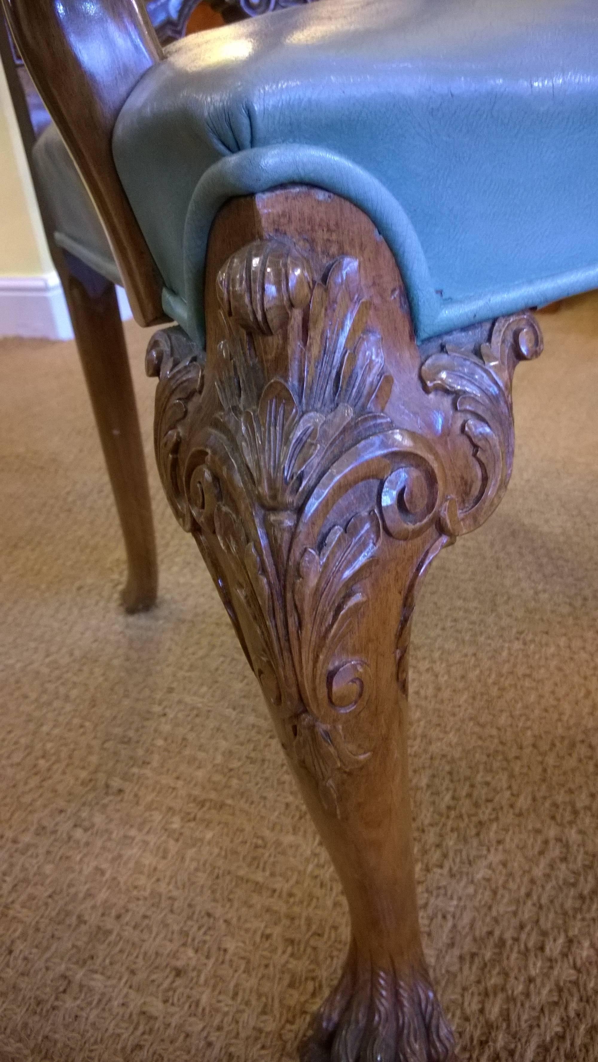 Exceptional Quality 1920s Burr Walnut Queen Anne Style Dining Room Suite For Sale 1