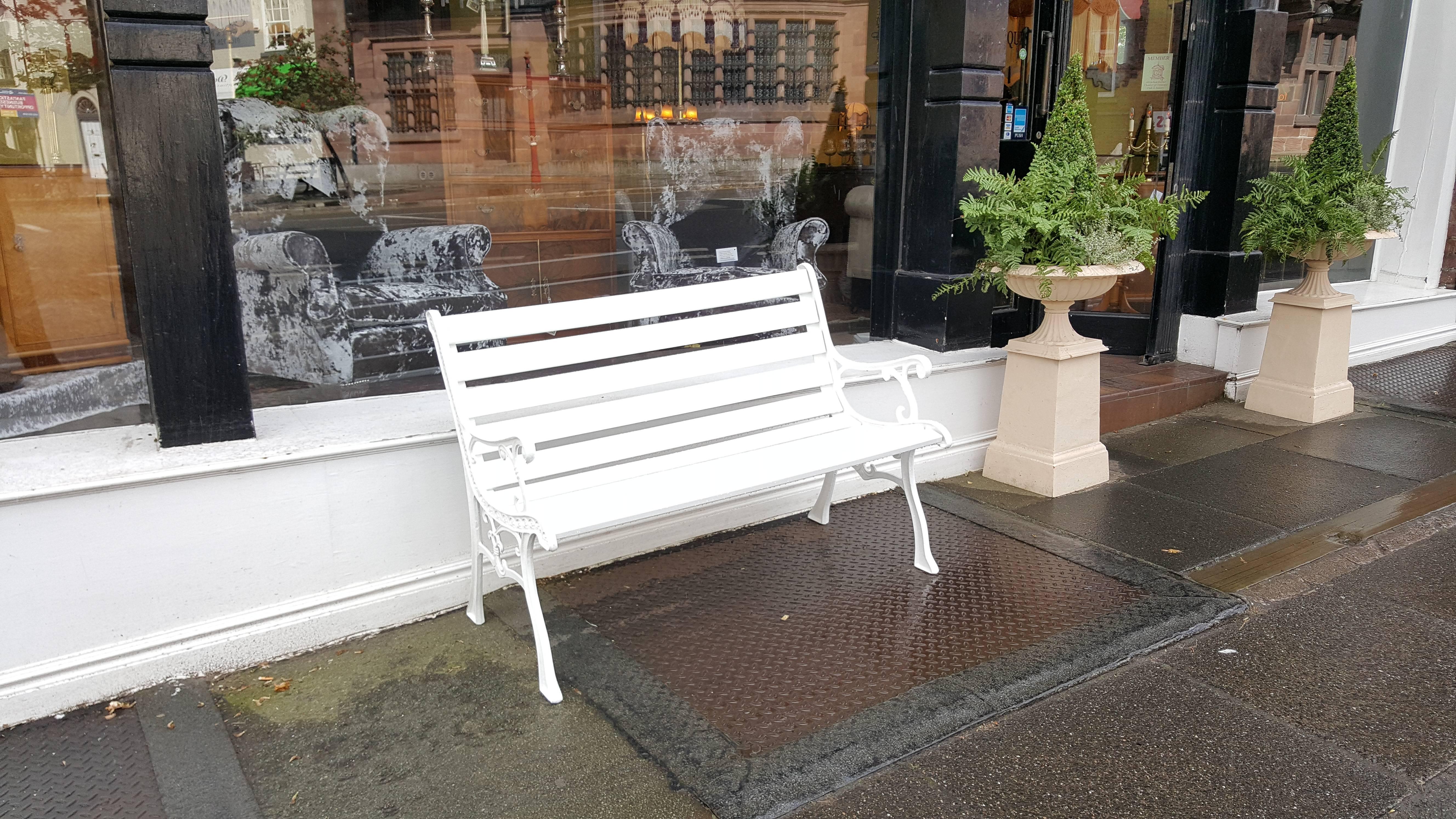 English 1930s, Cast Iron Bench