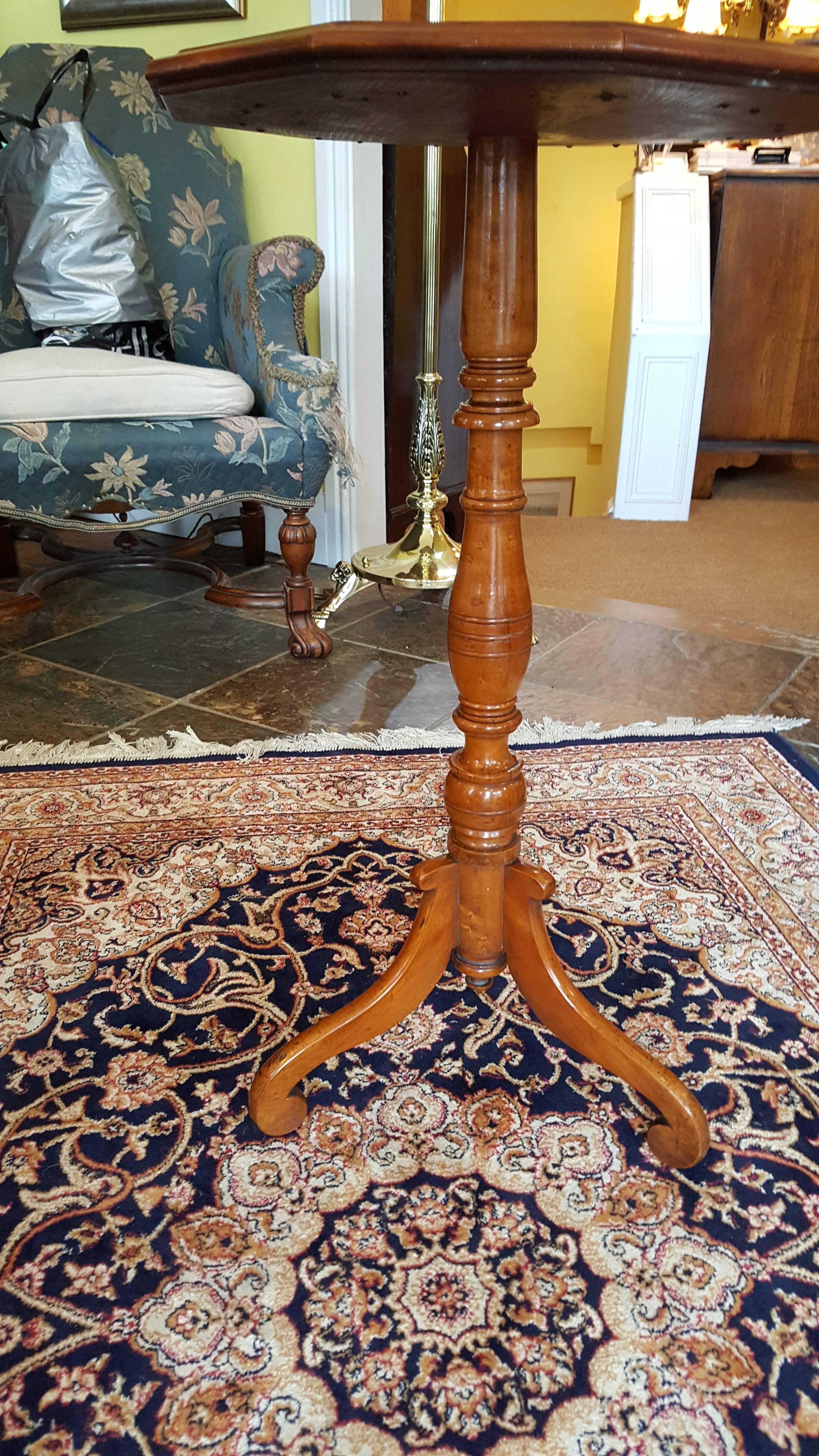 English Victorian Specimen Wood Occasional Table For Sale