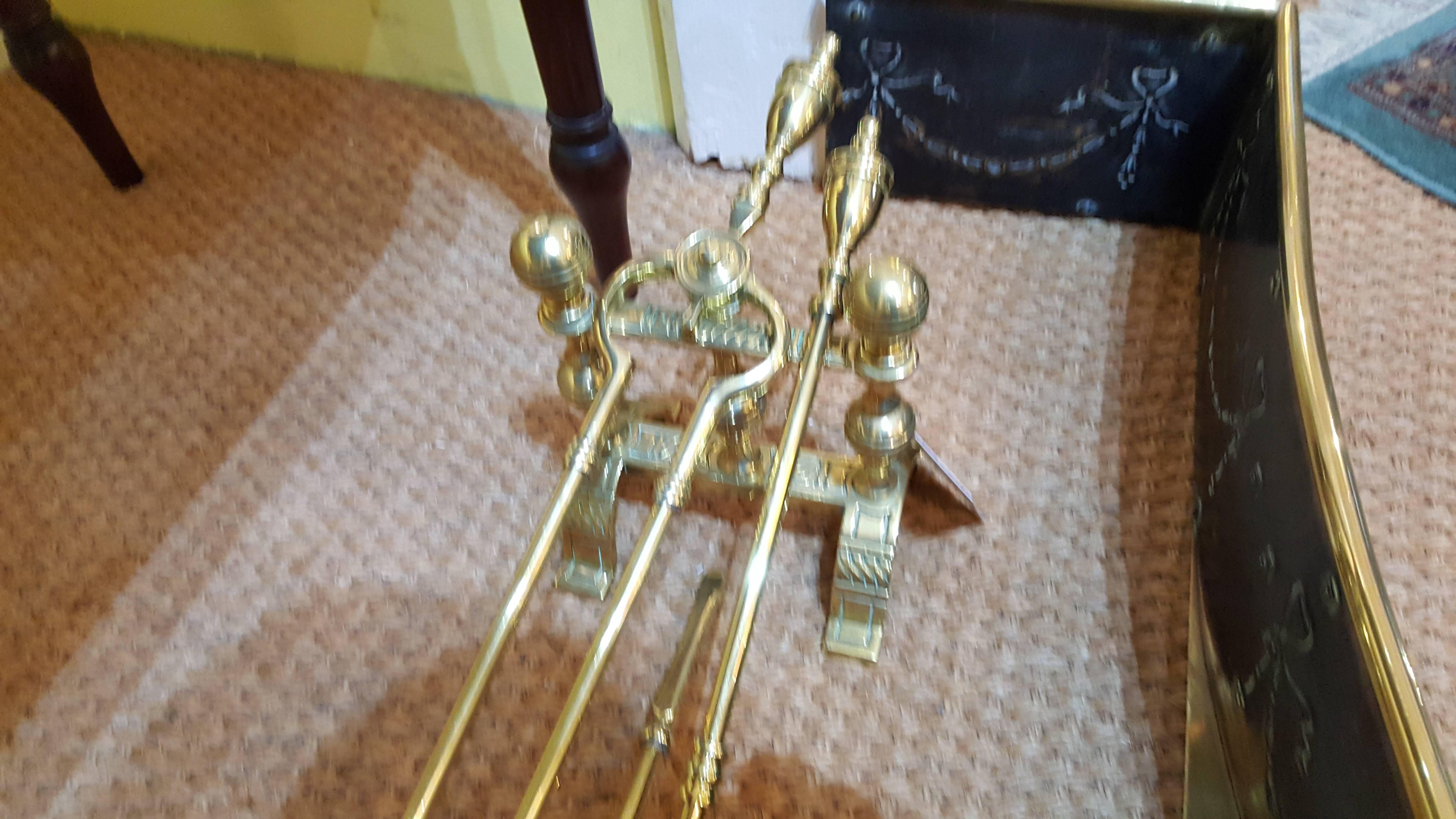 Edwardian Adam Style Brass Fireside Set In Excellent Condition For Sale In Altrincham, Cheshire