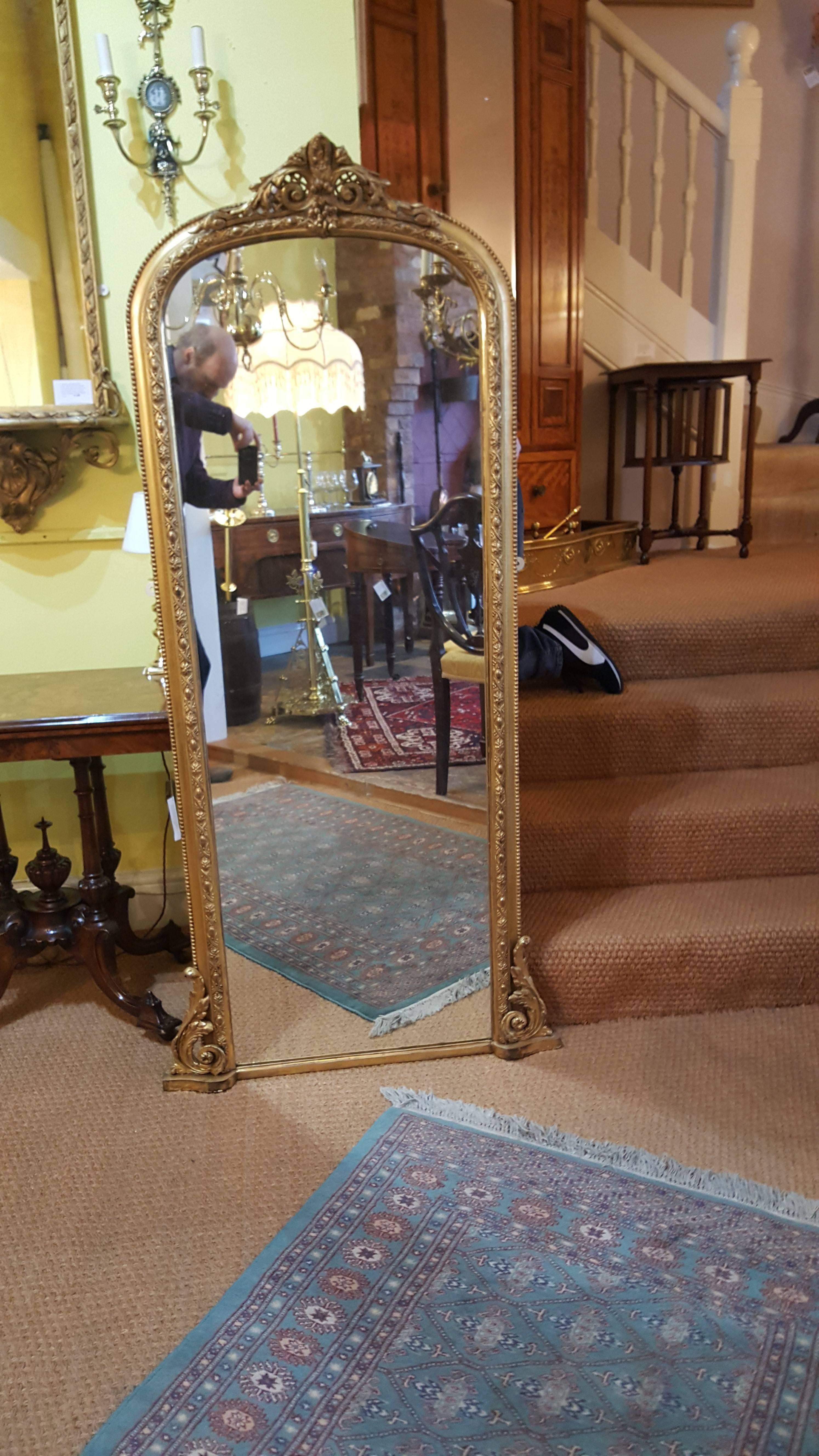 Victorian 19th Century Giltwood and Gesso Framed Pier Mirror