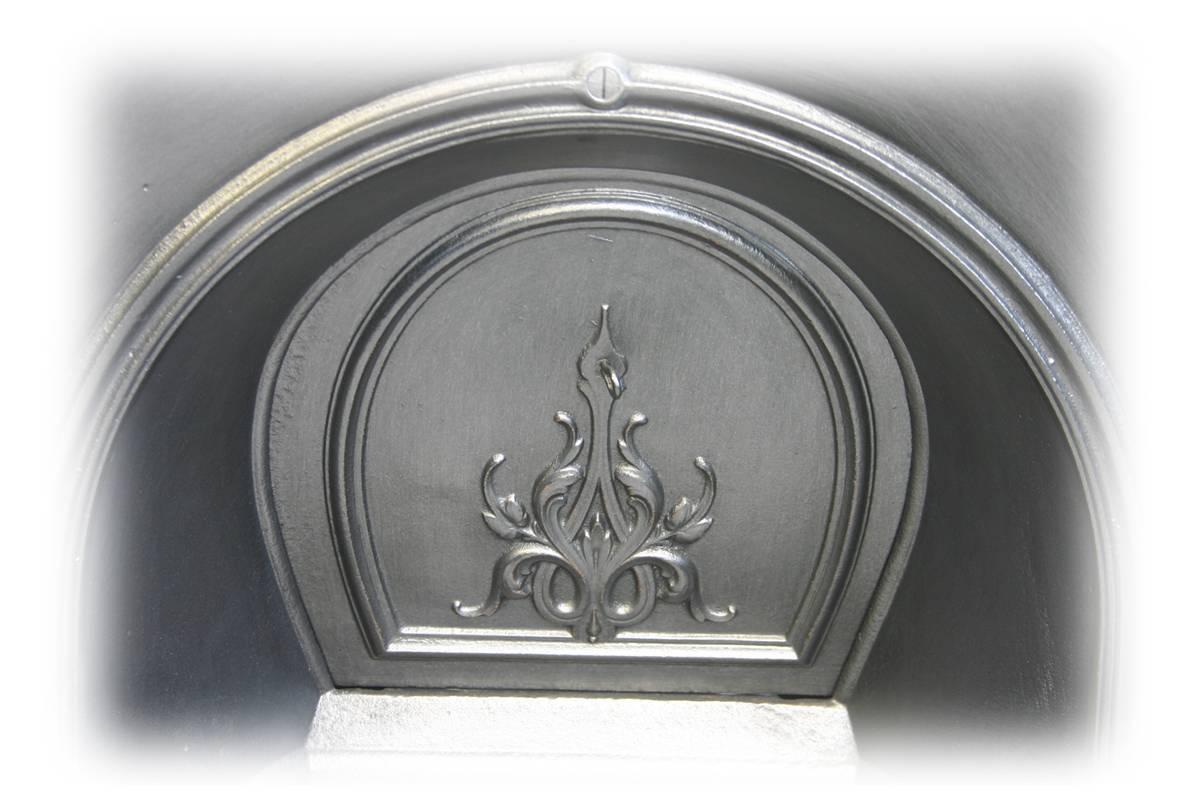19th Century Scottish Arched Cast Iron Fireplace Grate 1