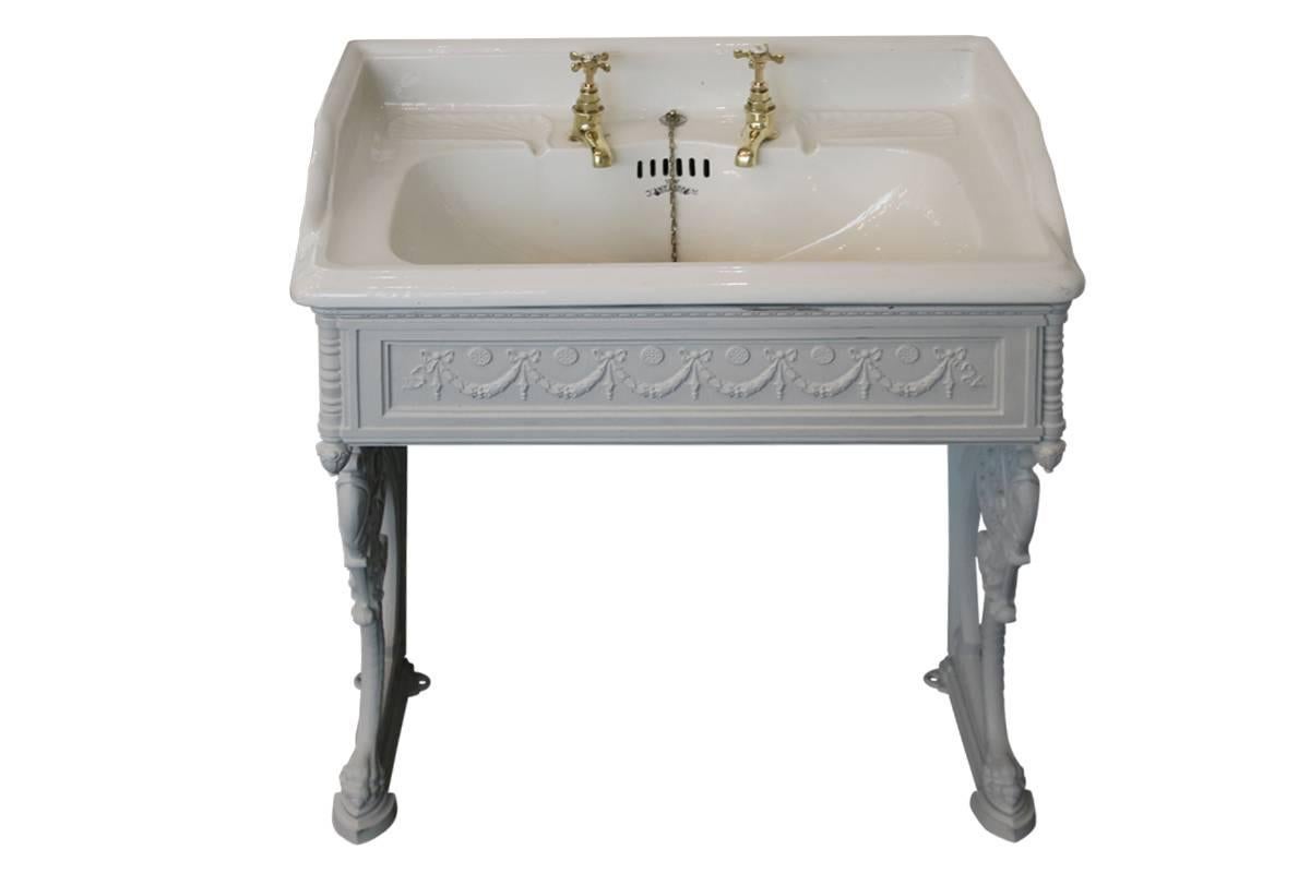 The Beanco basin produced by Baxendale & Co of Manchester, also Edinburgh and Dublin, circa 1893. This basin comes complete with an original ornate Victorian cast iron stand. The stand shows exceptional casting which includes lion paw feet