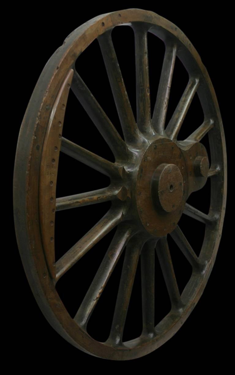 Pair of 19th Century Oak and Pine Reclaimed Locomotive Wheel Patterns In Good Condition In Manchester, GB