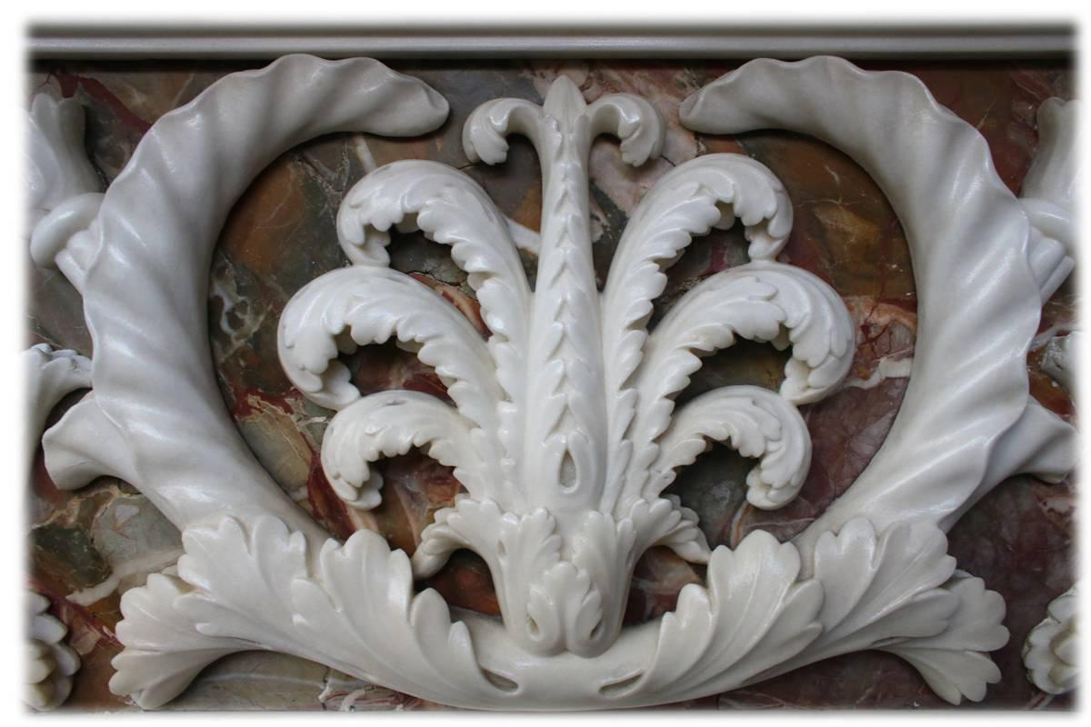 Large Antique 18th Century George III Statuary White Marble Fire Surround For Sale 1