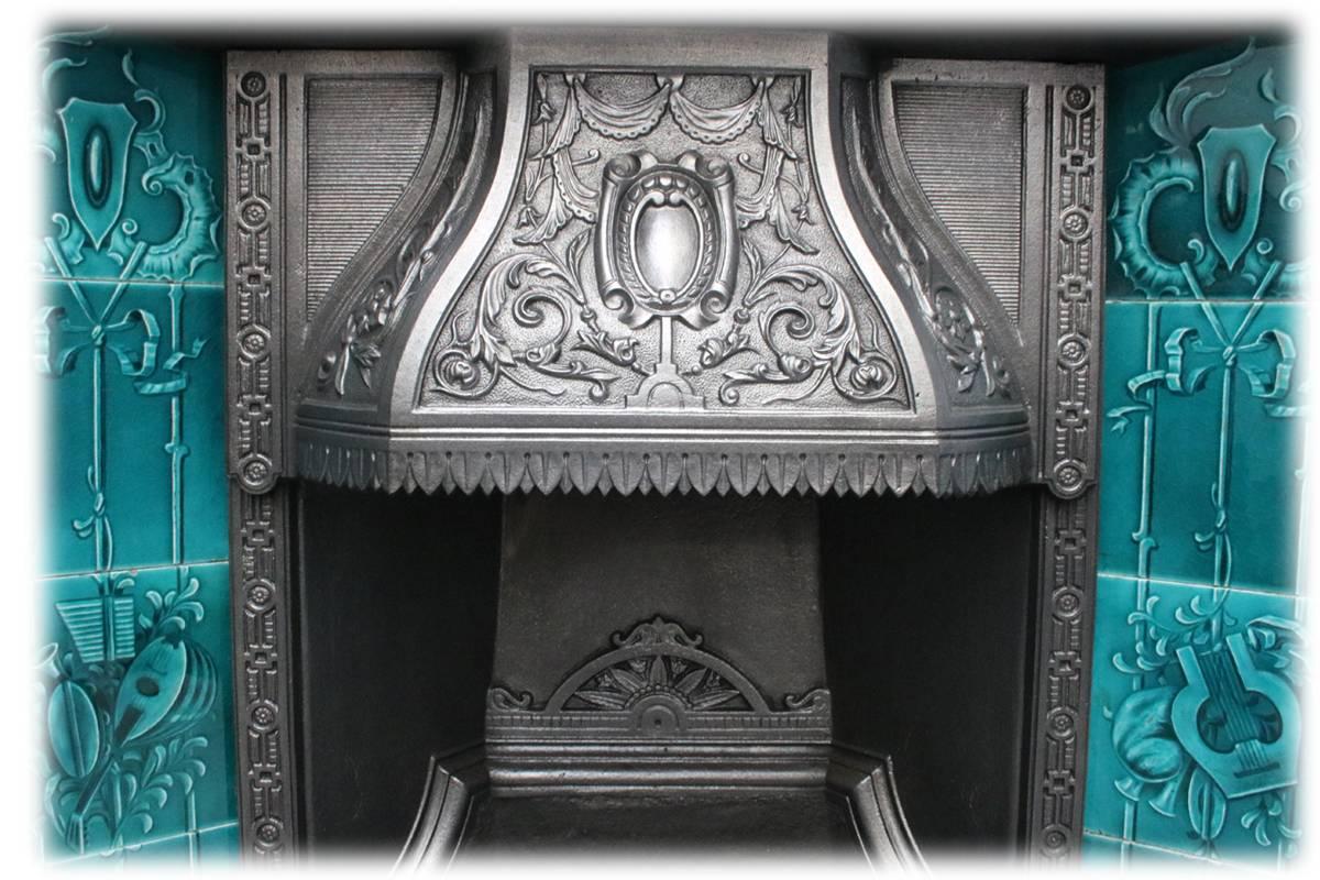 Large antique Edwardian Cast Iron Combination Fireplace In Good Condition In Manchester, GB