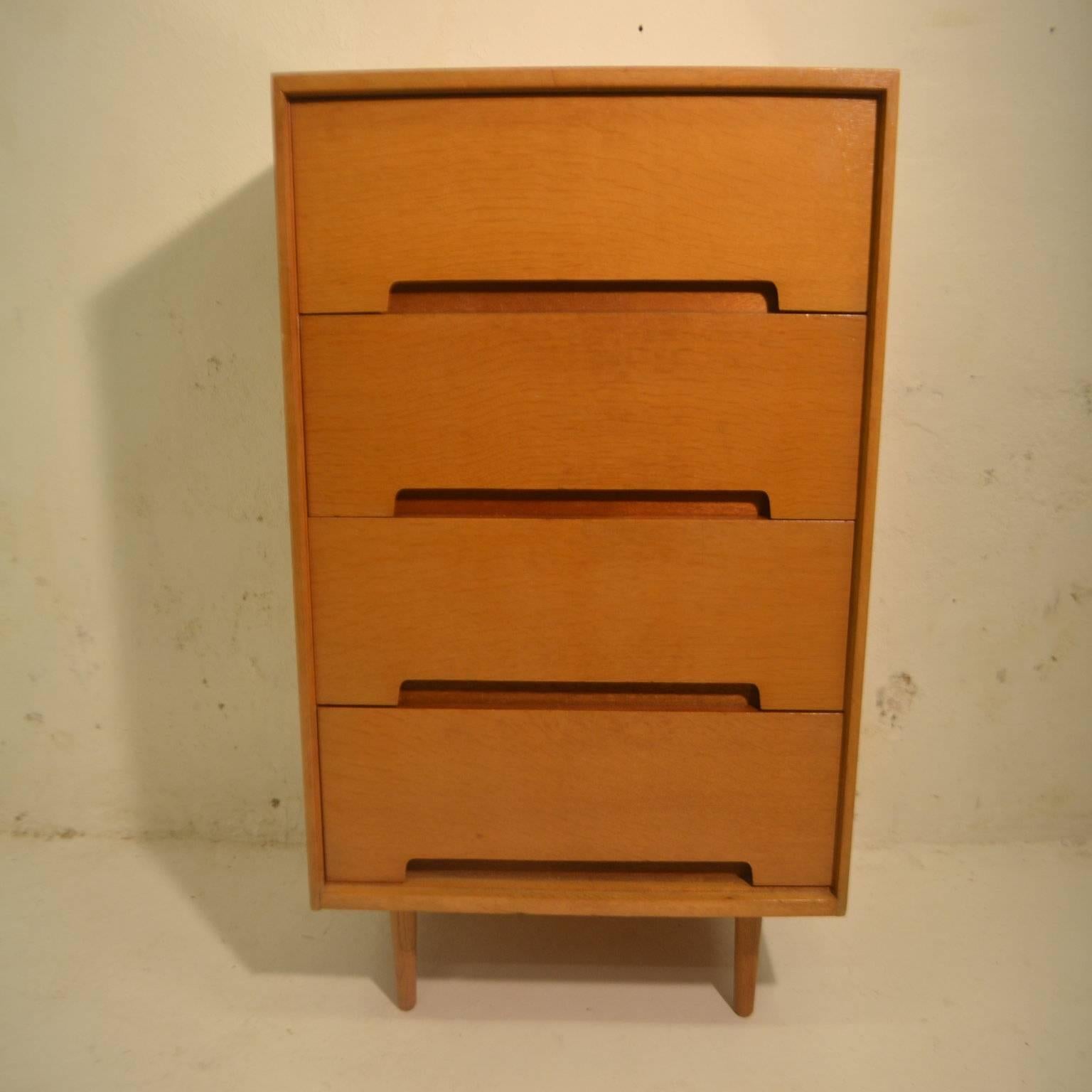 Light oak 'C Range' chest of drawers designed by John & Sylvia Reid for Stag Furniture Ltd.