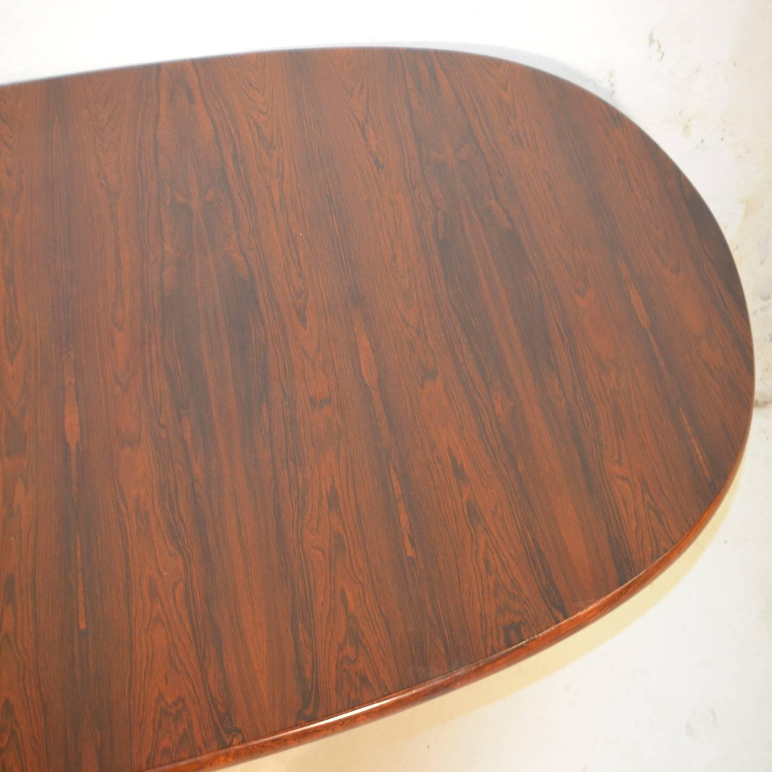 Mid-Century Modern Rosewood Dining Table by Robin Day for Hille