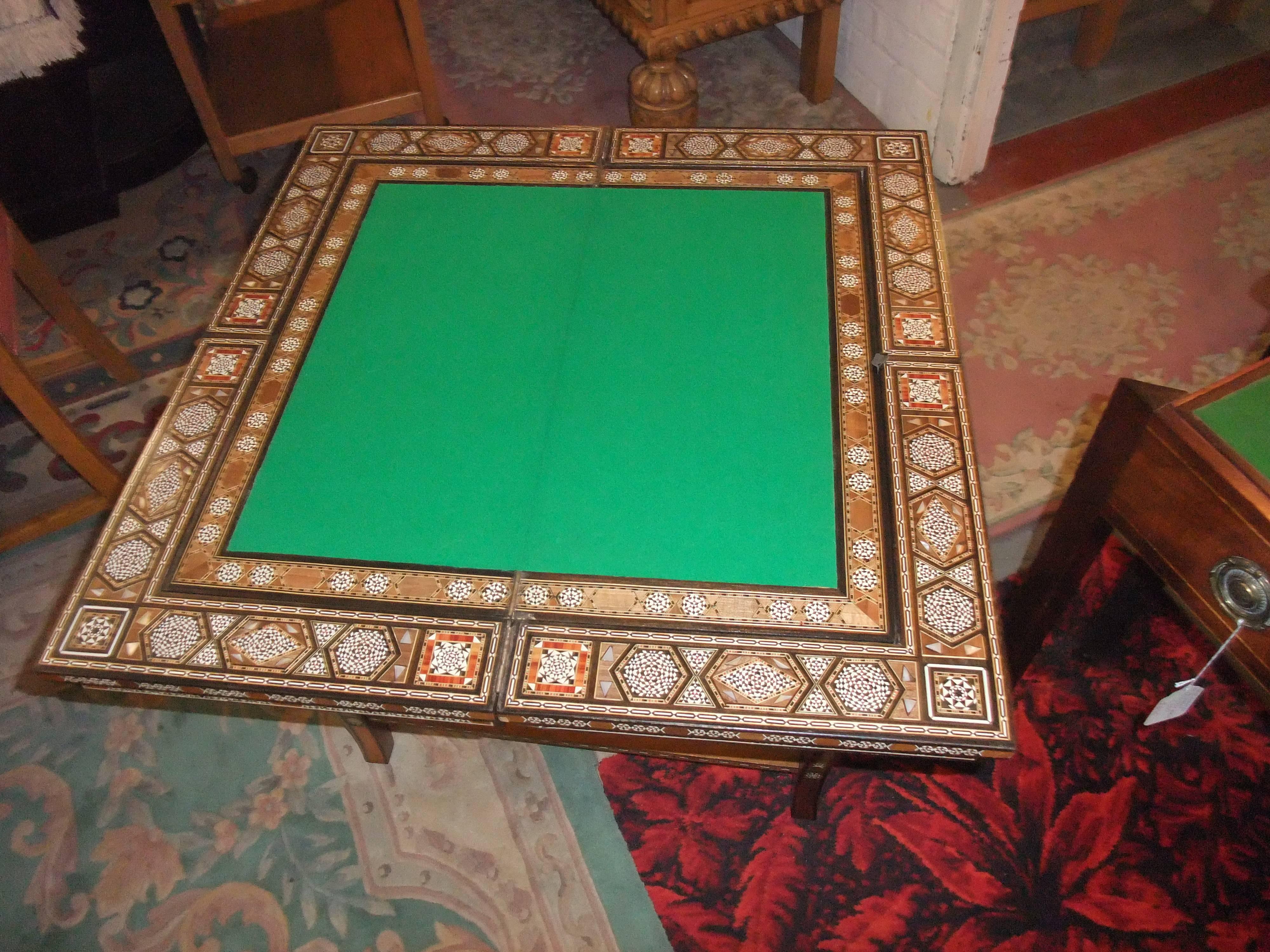 Damascus Games Table In Good Condition For Sale In Handforth, GB