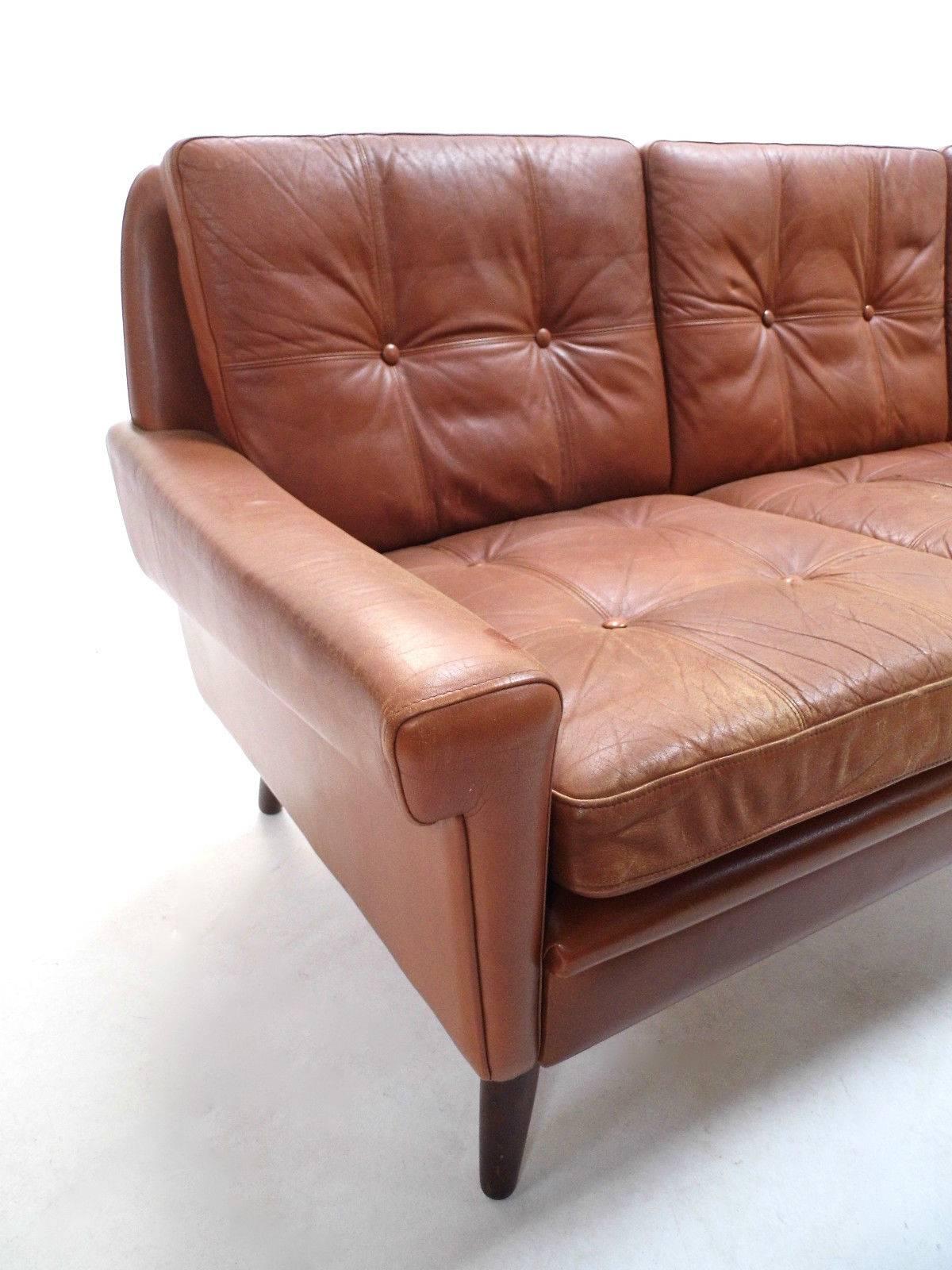 Danish Skipper Møbler Brown Tan Leather Three-Seat Sofa, Midcentury, 1960s In Good Condition In London, GB