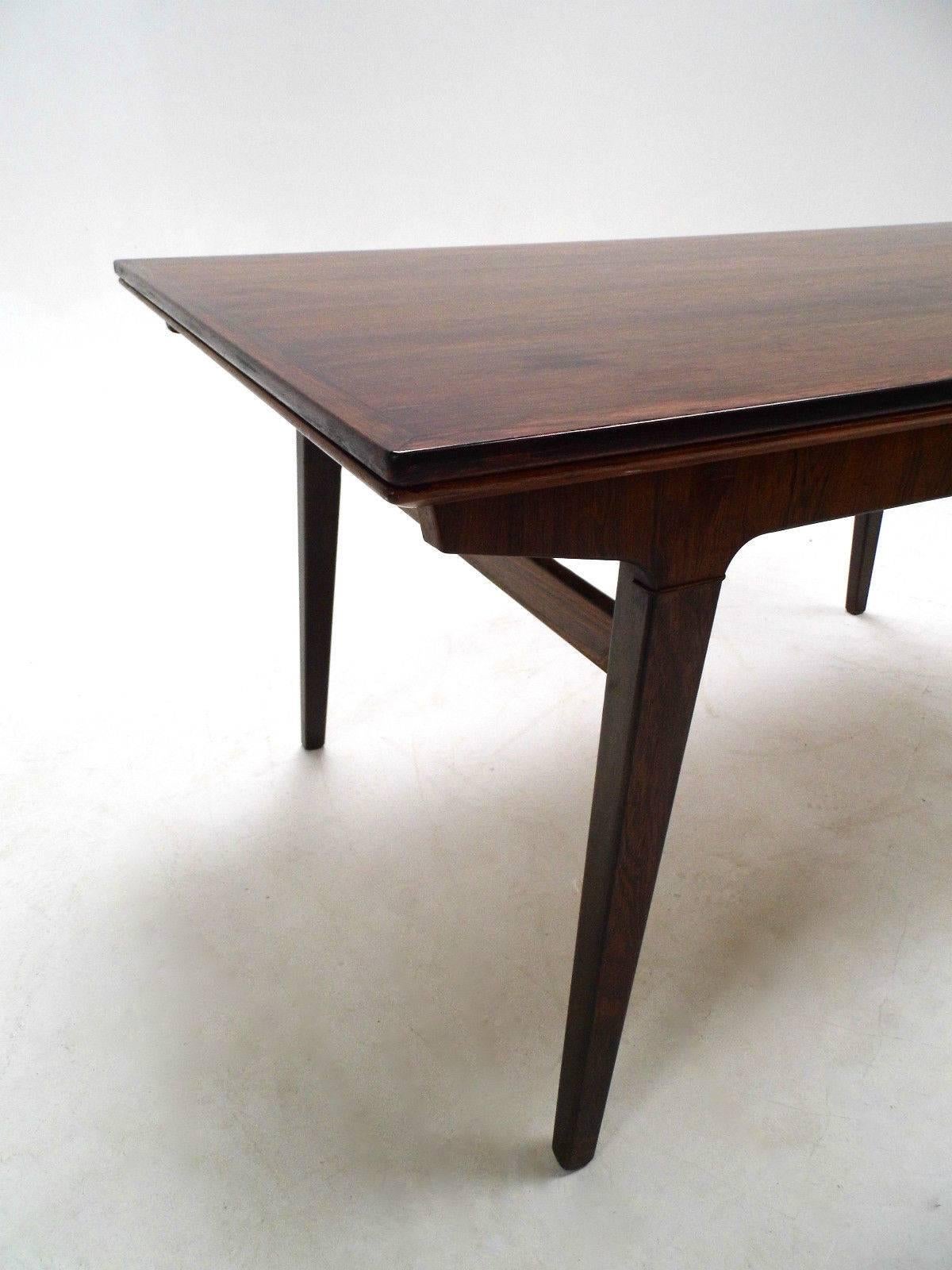 Danish Johannes Andersen Rosewood Dining Table, Mid-Century, 1960s In Good Condition In London, GB
