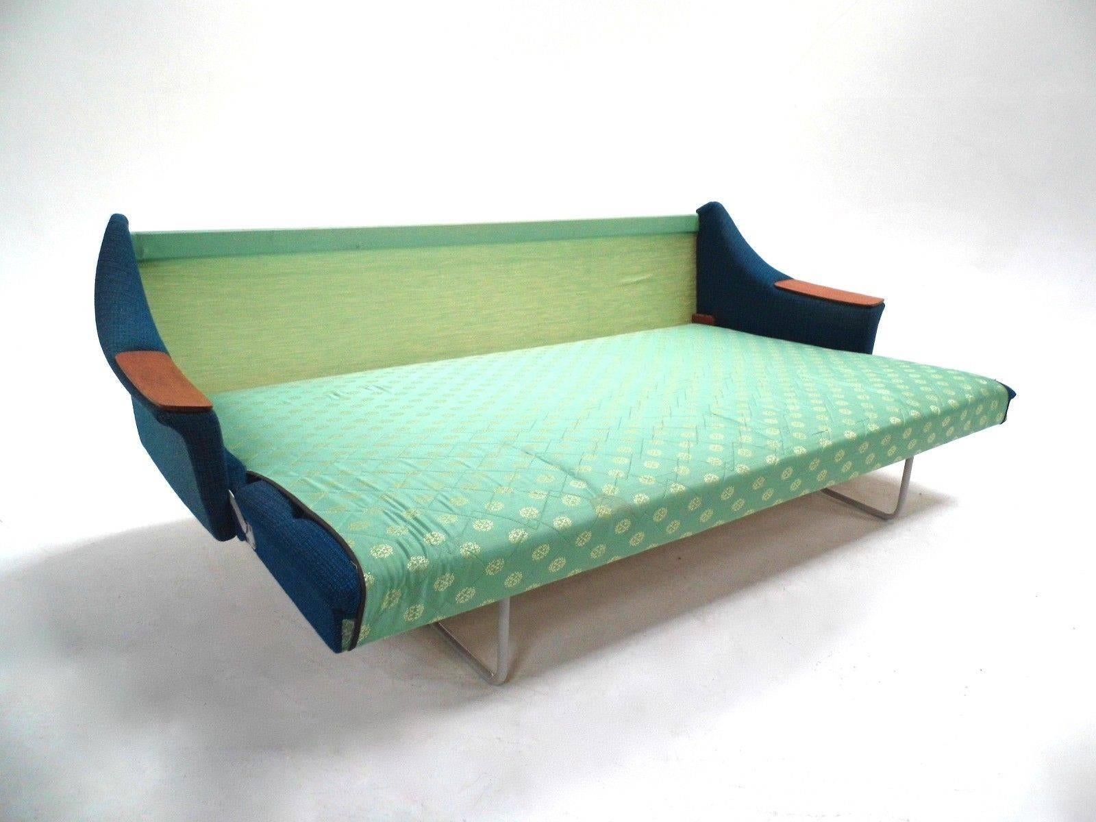 Norwegian Blue Wool Teak Four-Seat Double Sofa Bed Midcentury Sofa, 1960s In Good Condition In London, GB