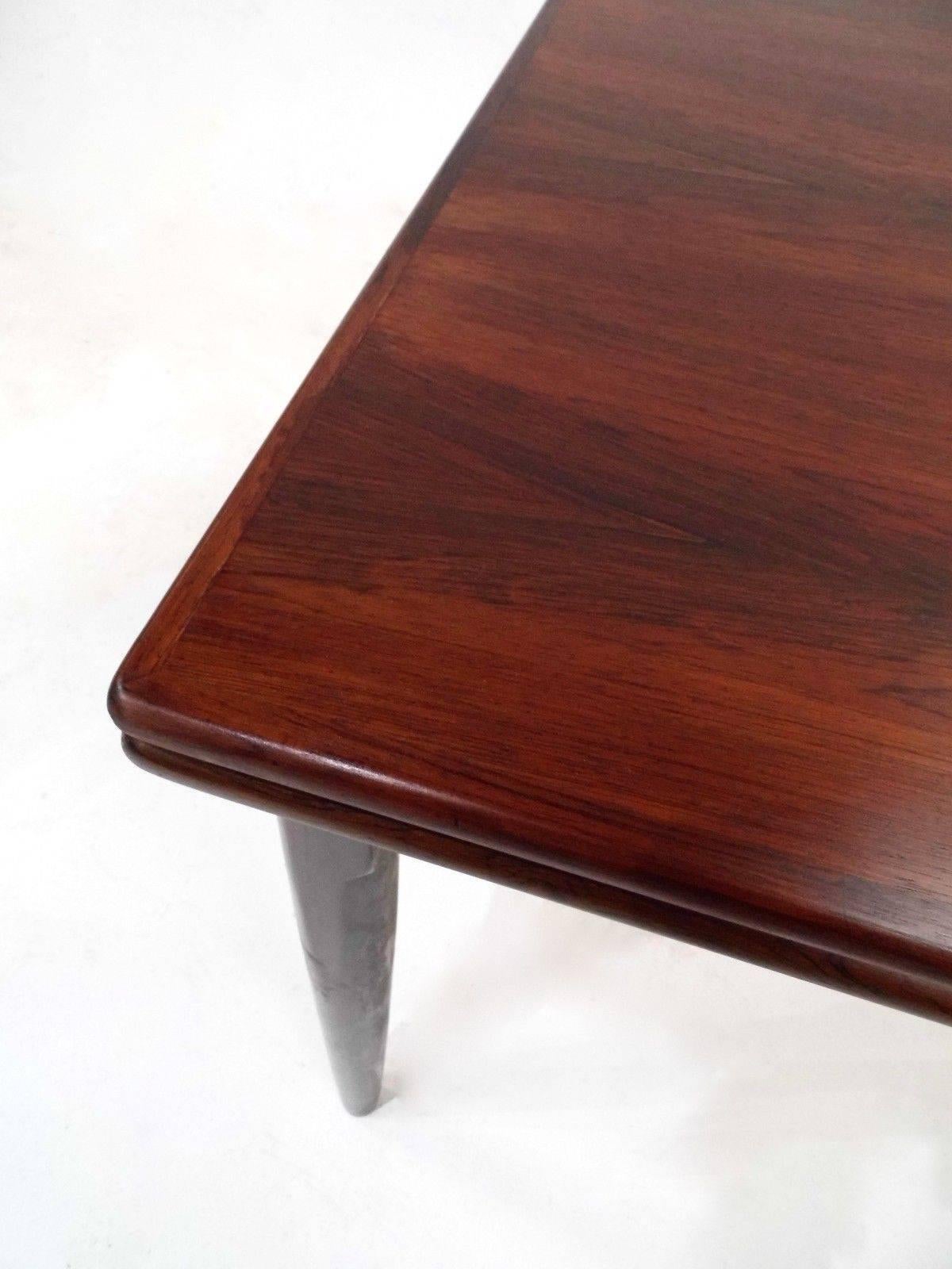 Danish Rosewood Extending Dining Table Mid-Century, 1960s 3