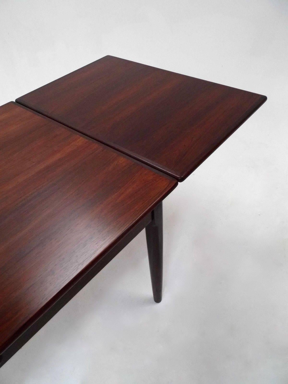 Danish Rosewood Extending Dining Table Mid-Century, 1960s 4