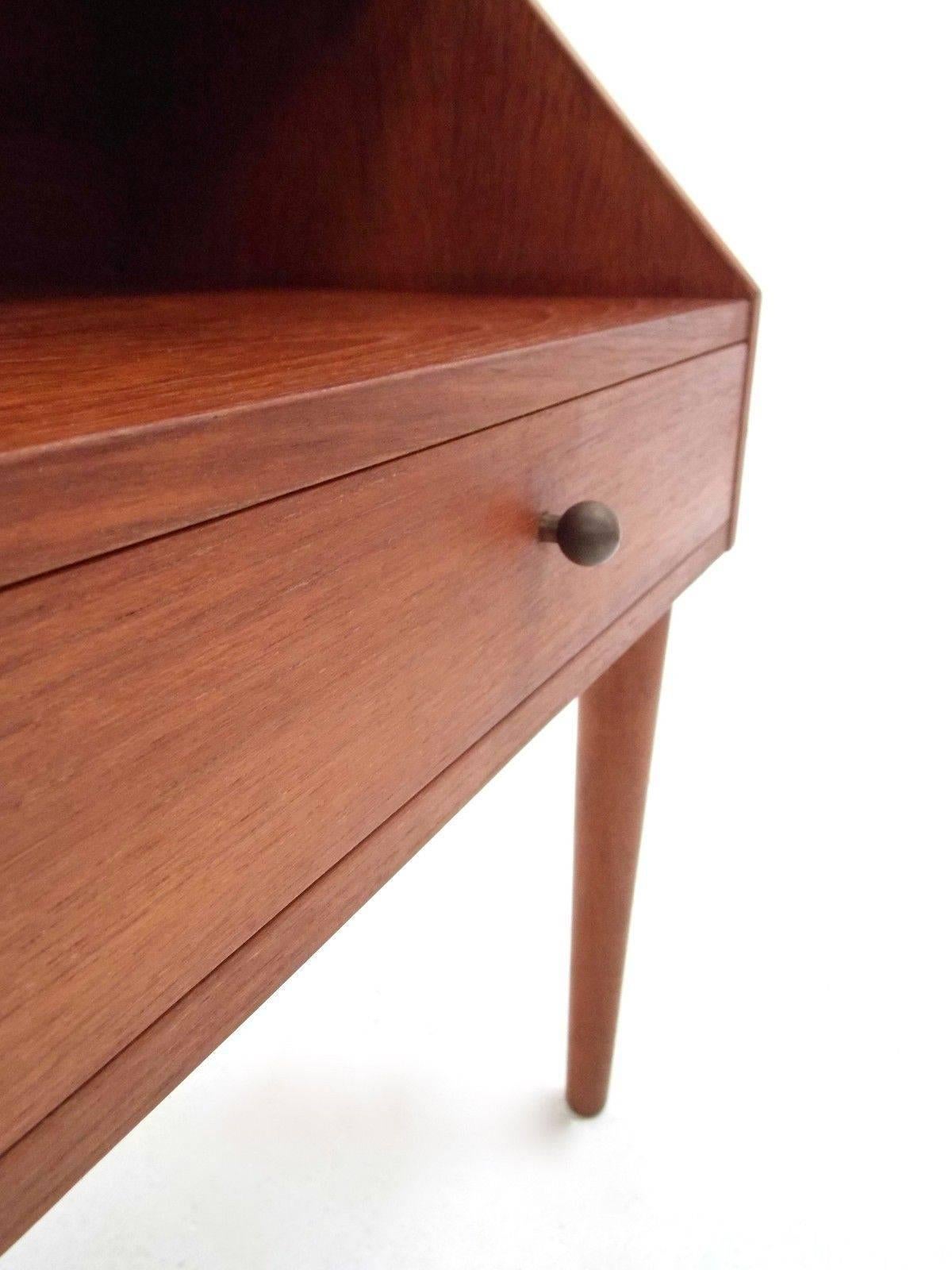 Danish Teak Pair of Bedside Tables Cabinets Midcentury, 1960s In Good Condition In London, GB