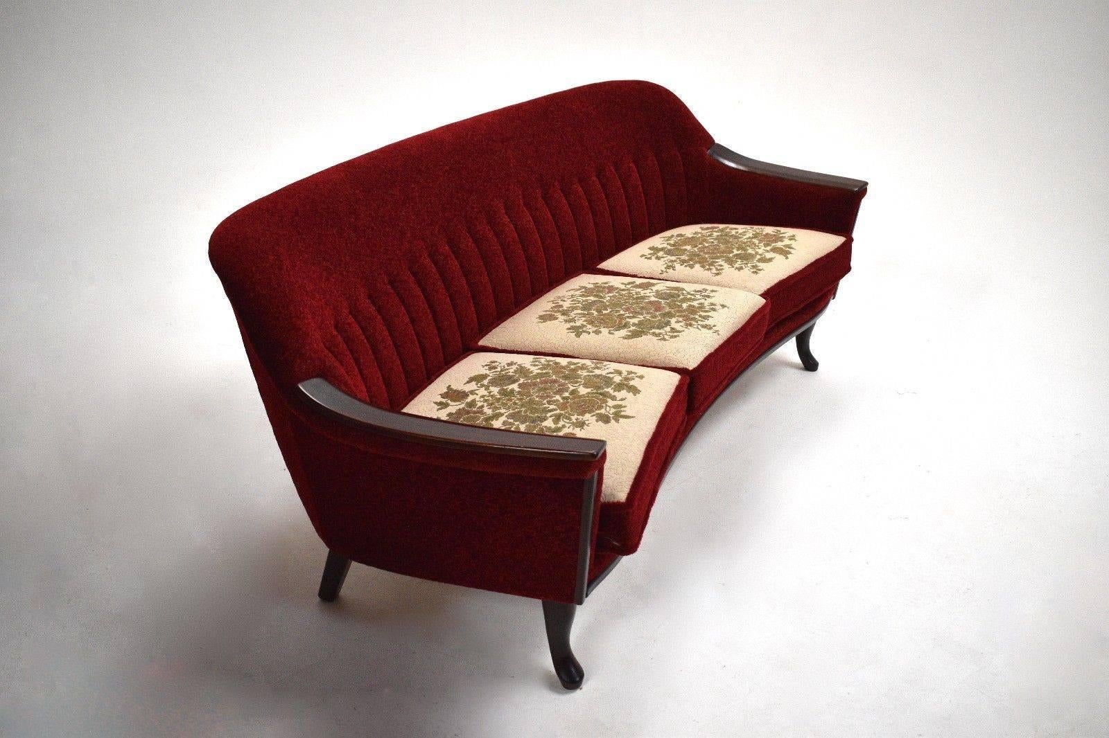 Norwegian Red Fabric and Mahogany Tapestry Three-Seat Sofa Midcentury, 1950s 3