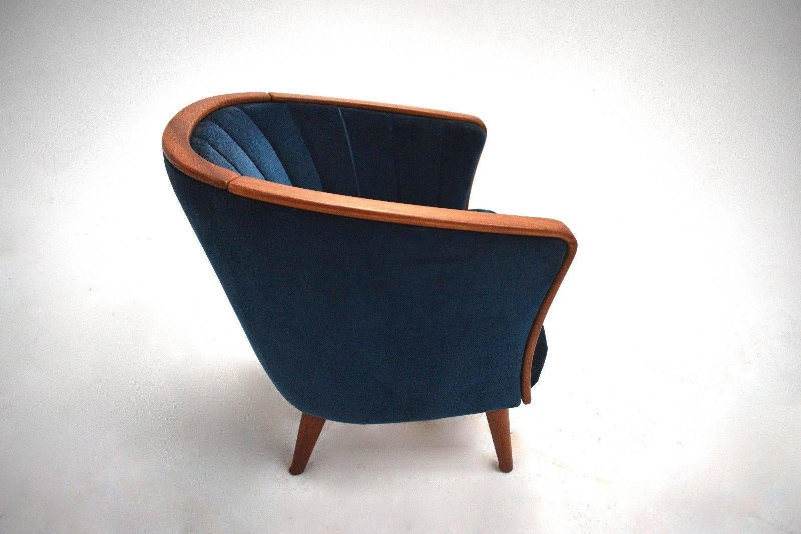 Mid-Century Modern Norwegian Navy Blue Velvet and Teak Armchair Midcentury Club Chair, 1950s