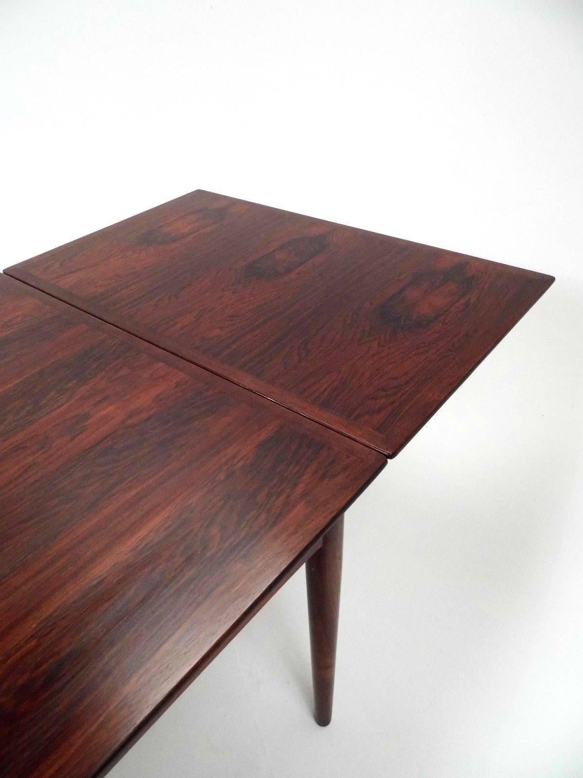 Danish Rosewood Extending Dining Table Mid-Century, 1960s In Good Condition In London, GB