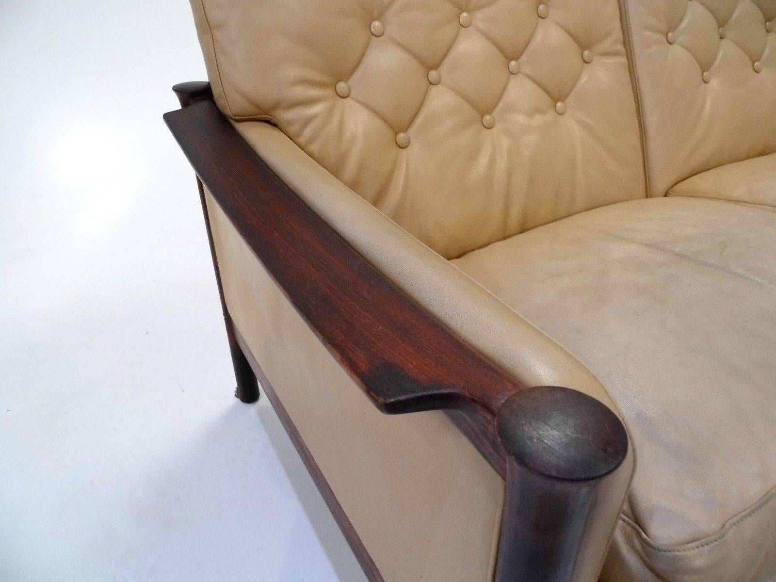 Mid-20th Century Norwegian Cream Leather and Rosewood Three-Seat Sofa by Torbjørn Afdal
