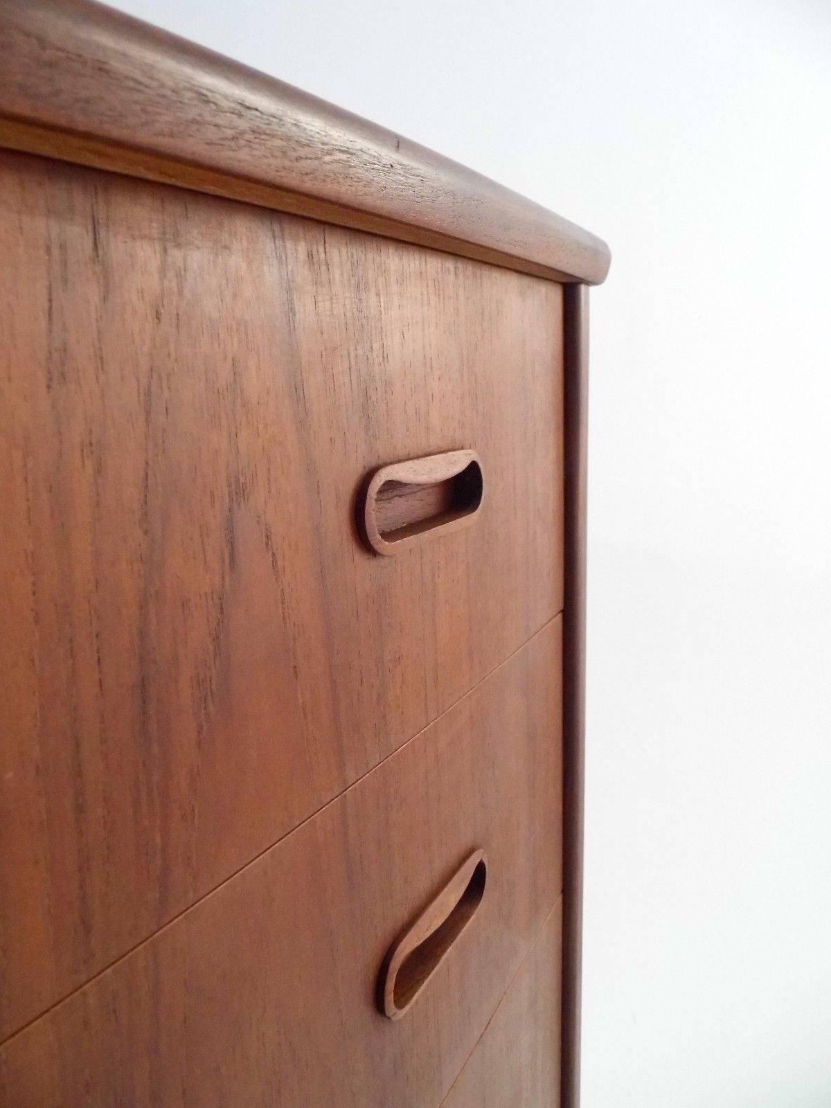 Danish Teak Bow Fronted Tallboy Chest of Drawers Midcentury, 1960s 3