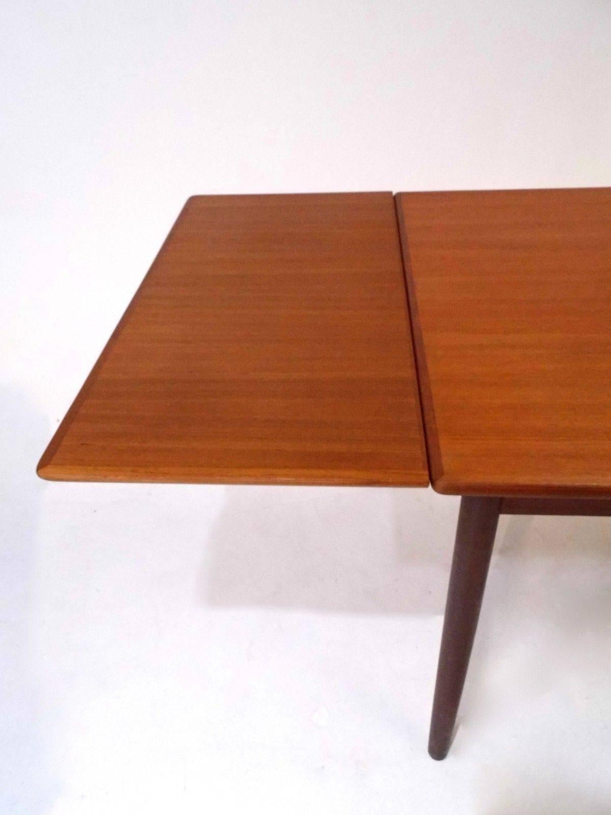 Mid-Century Modern Danish Teak Extending Dining Table, Midcentury, 1960s