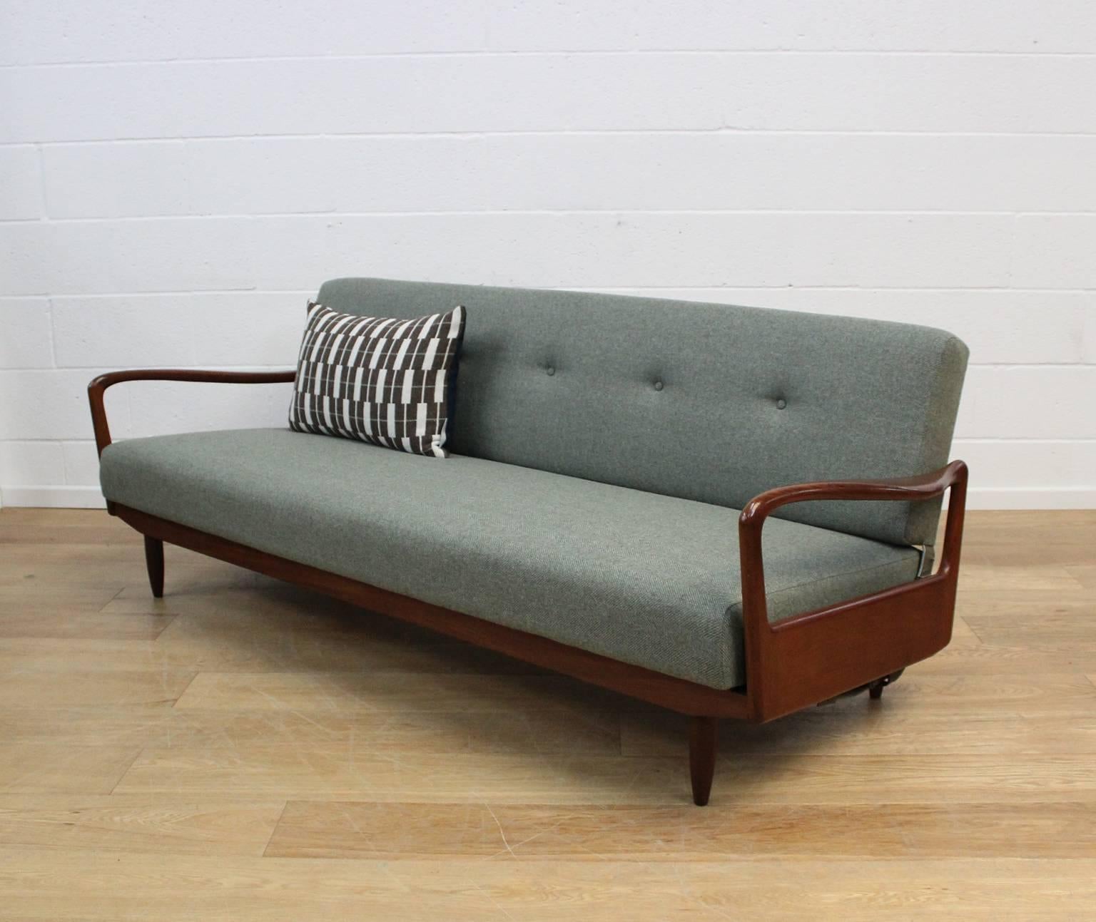 Greaves & Thomas Midcentury Sofa Bed with Teak Arms, Fully Restored in Wool In Excellent Condition In Haverhill, Suffolk