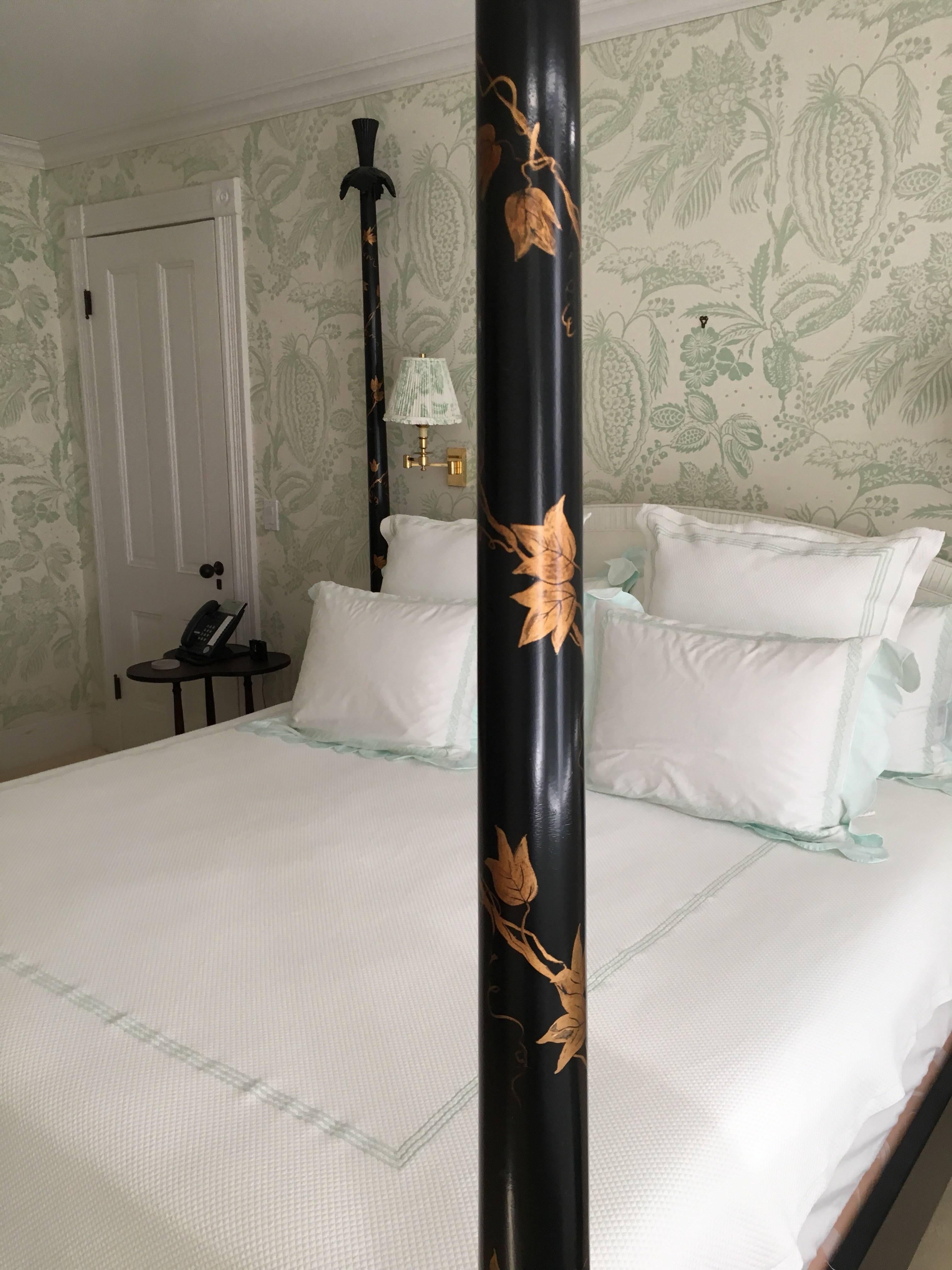 black four poster bed king