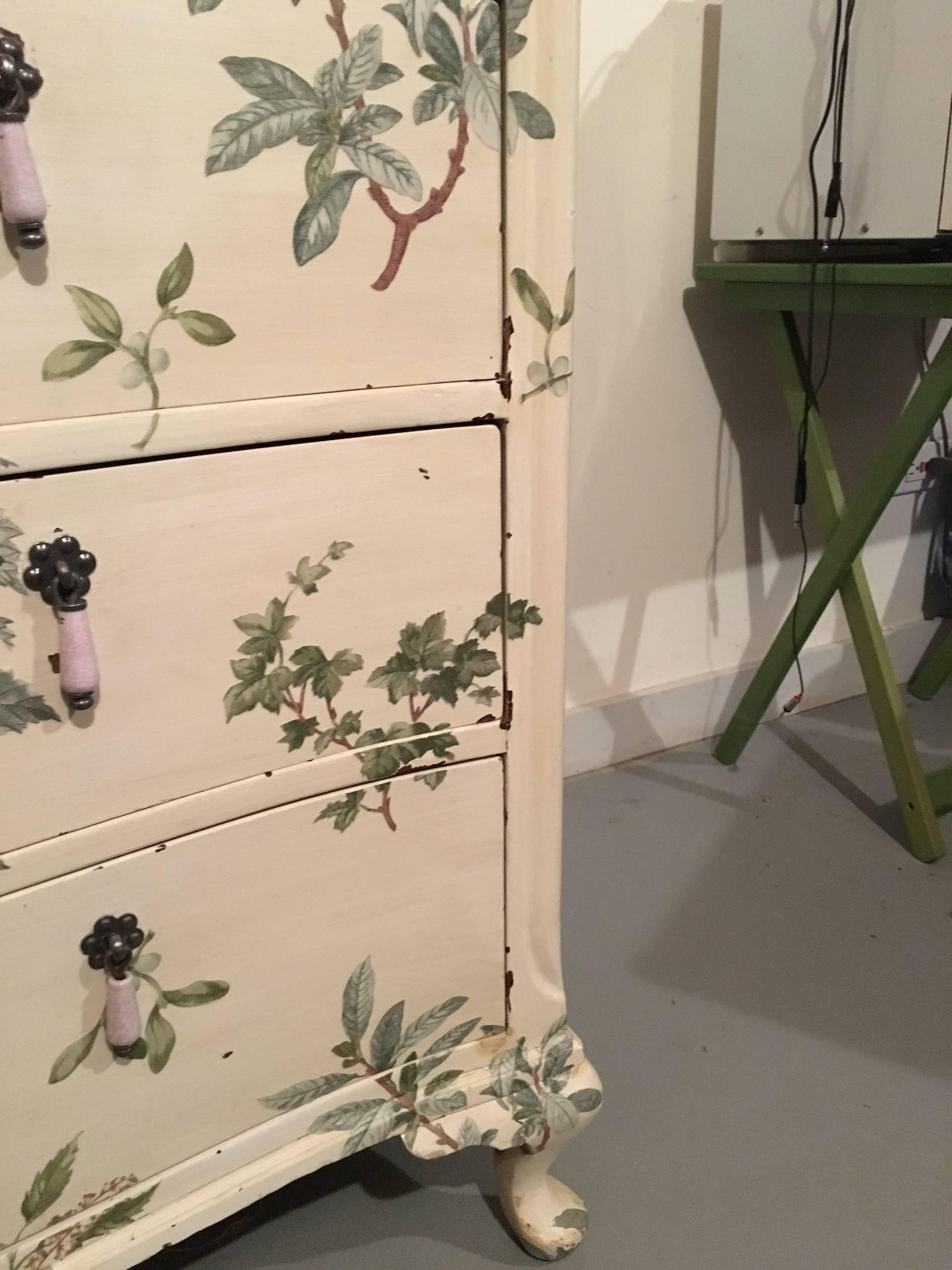 Wood Découpage Chest of Drawers