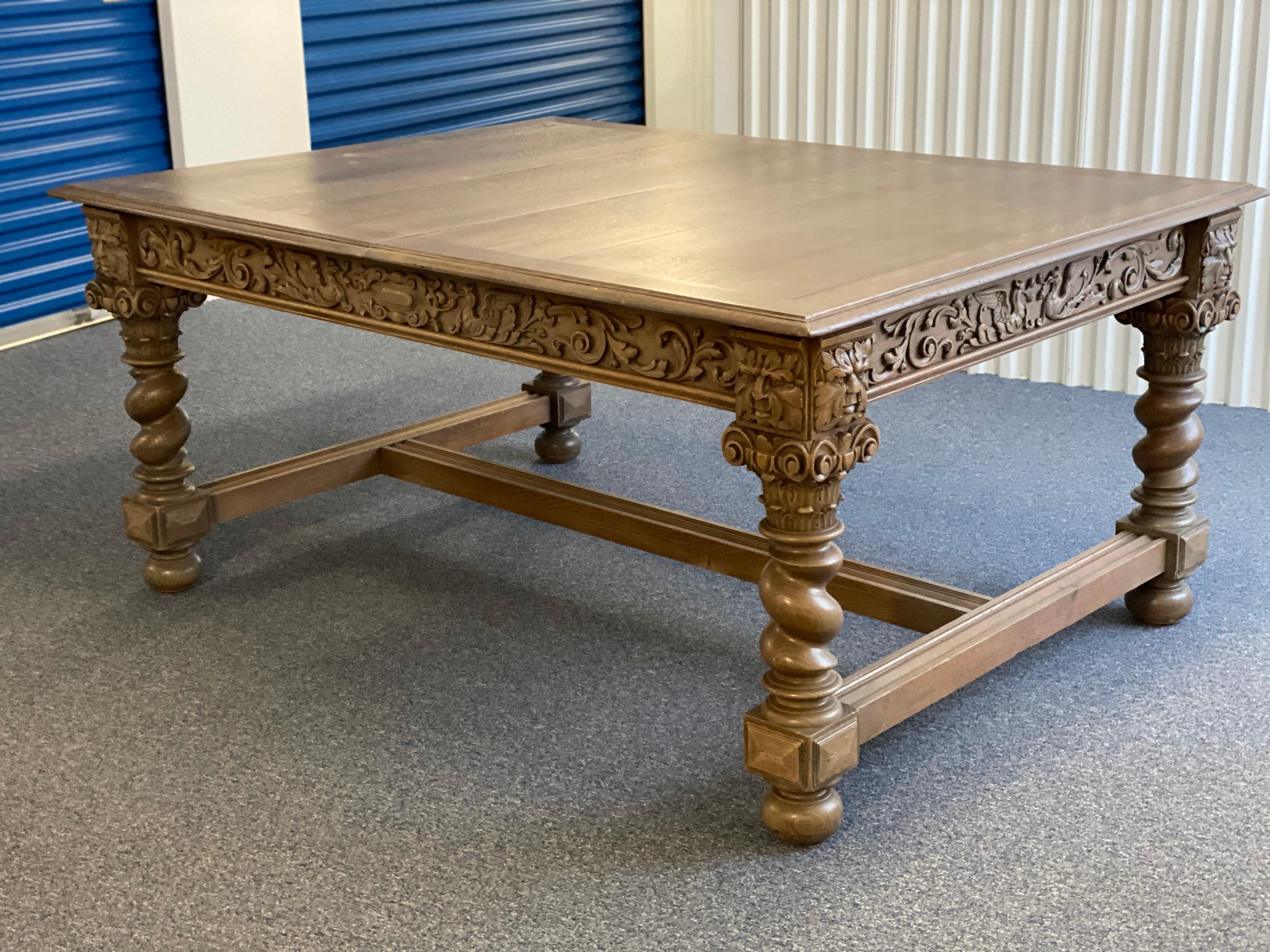 19th Century Renaissance Revival Carved Solid Oak Dining Table For Sale 7