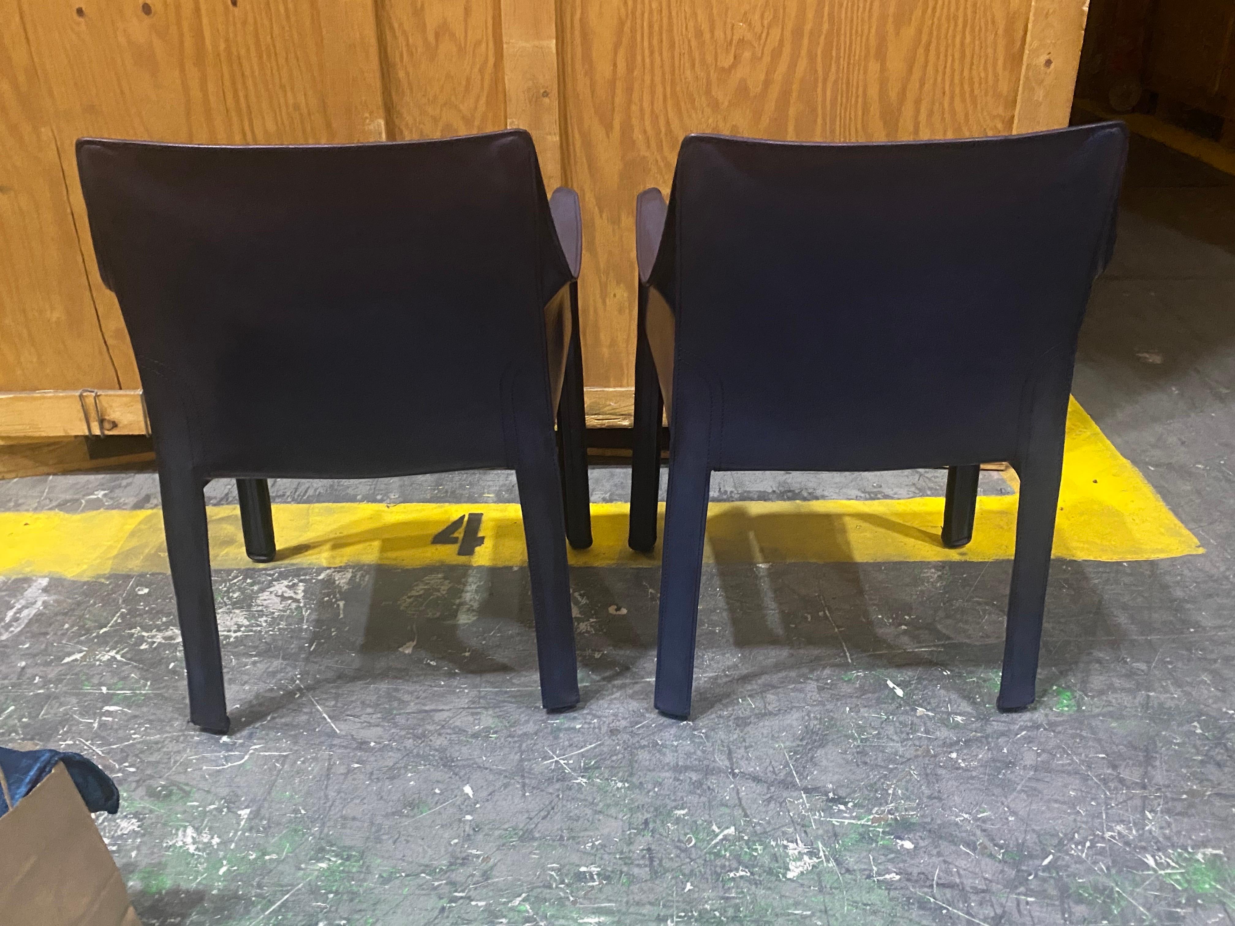 Pair of Mario Bellini for Cassina 'CAB 413' Dining Chairs in Navy Blue Leather For Sale 6