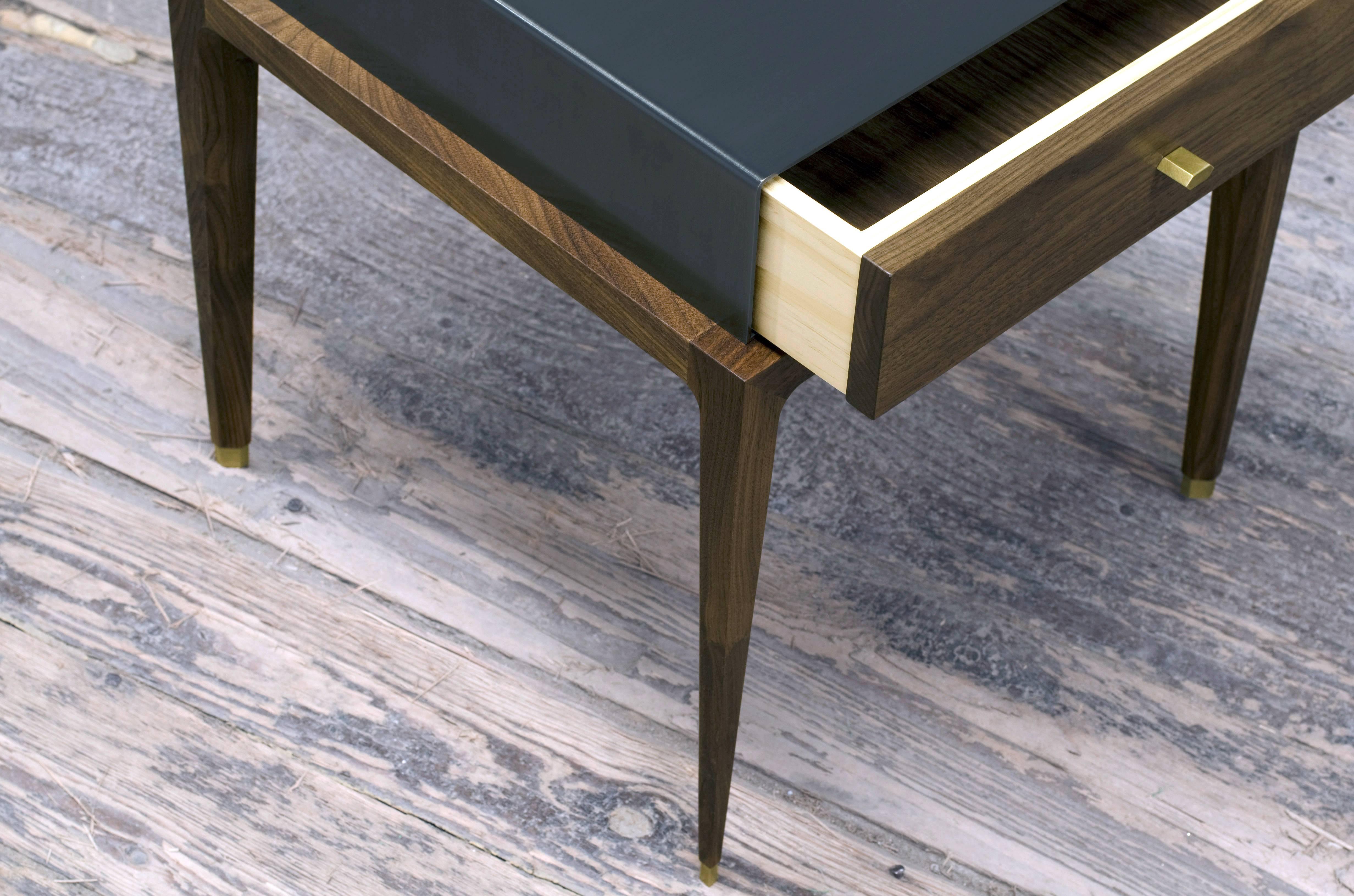 Shown in solid oiled walnut, gunmetal steel case and burnished bronze hardware, the Visalia end table features a single solid wood drawer with under-mount drawer slides, custom-made hardware and hand applied finishes.
Dimensions (as pictured): 18