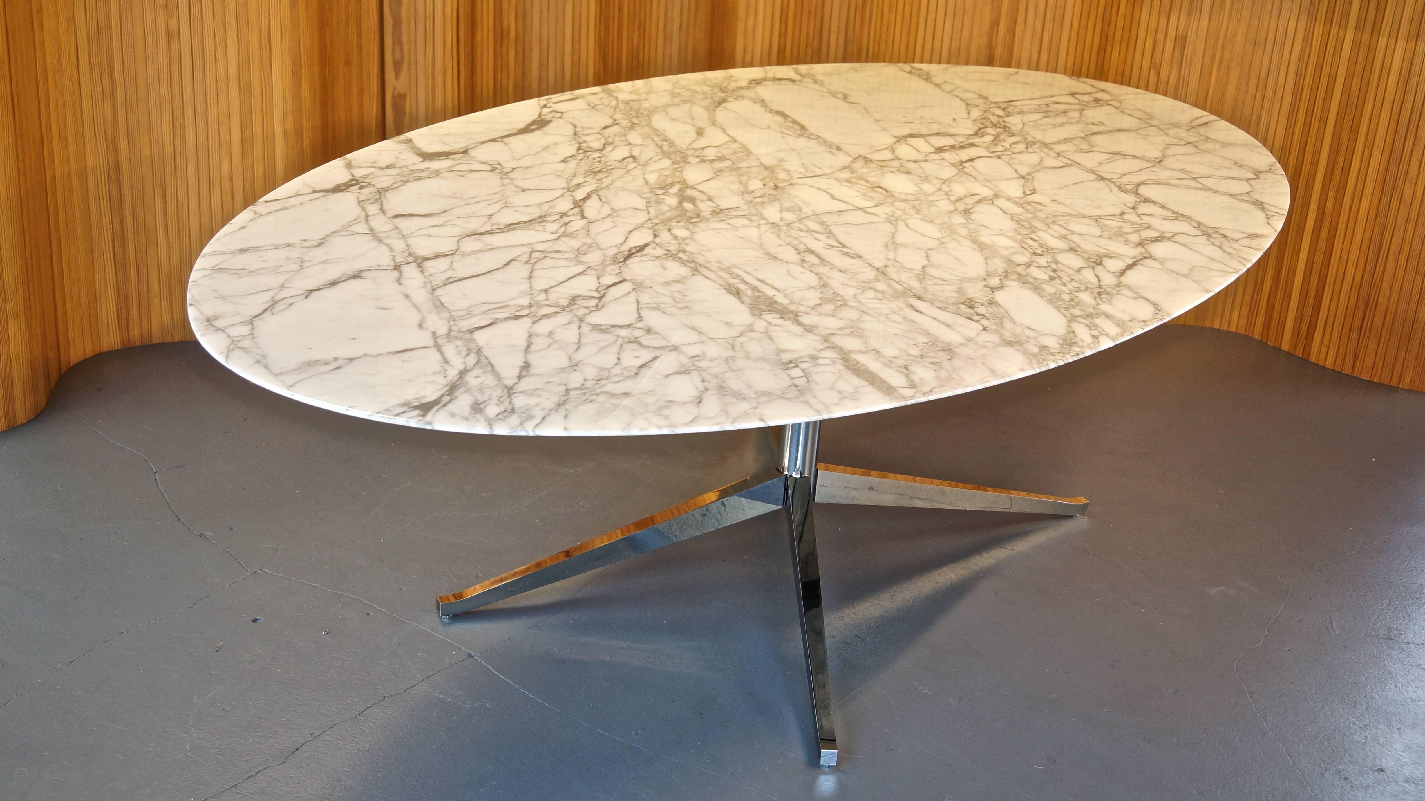 Steel Florence Knoll White Calacatta Oval Marble Dining Table, Desk / Tulip Table For Sale