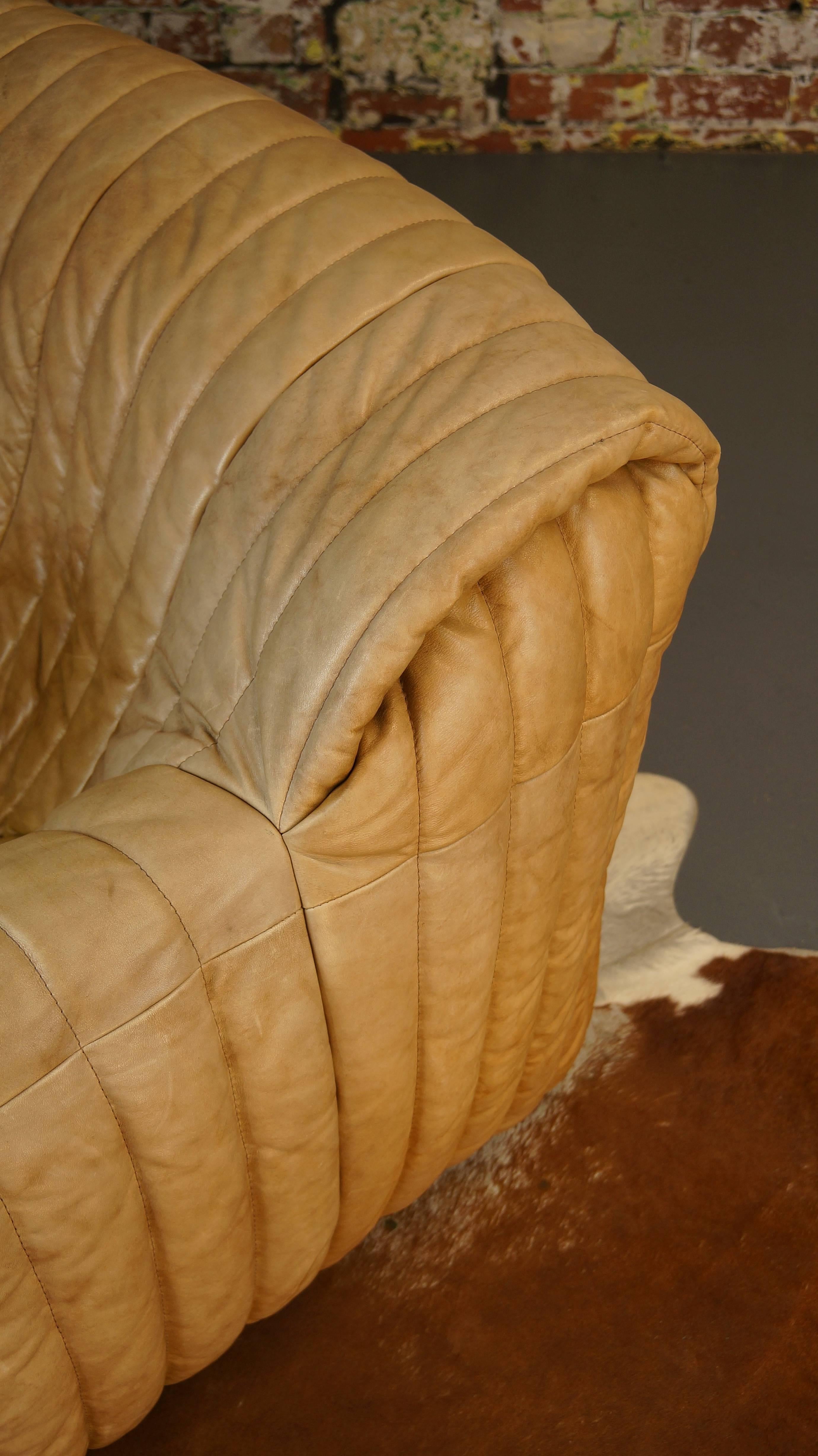 Late 20th Century Ligne Roset Tan Leather Couch by Cinna / Two-Seat Togo Sofa, French, 1970s