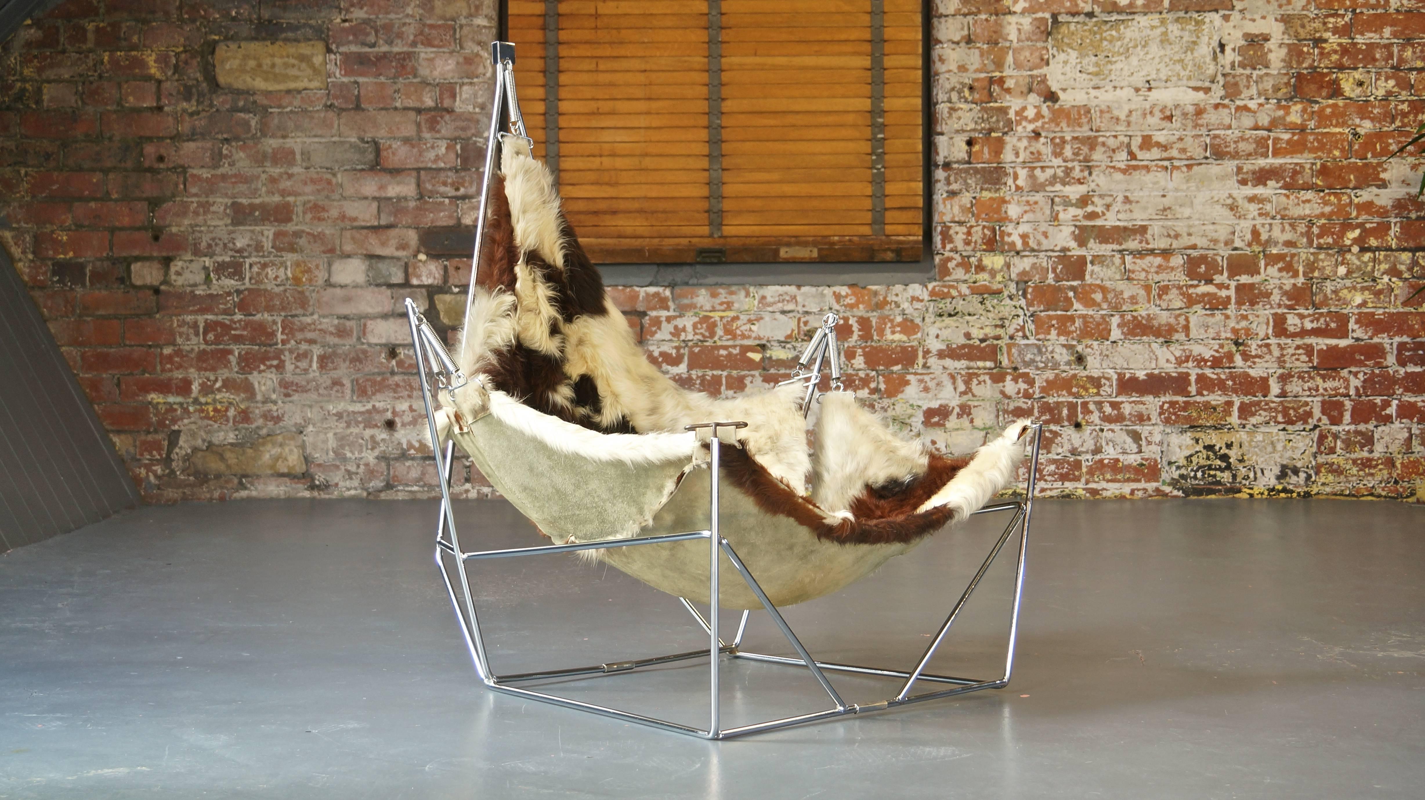 Rare Sculptural Metal Framed Cowhide Sling Lounge Chair, Pierre Paulin, France For Sale 2