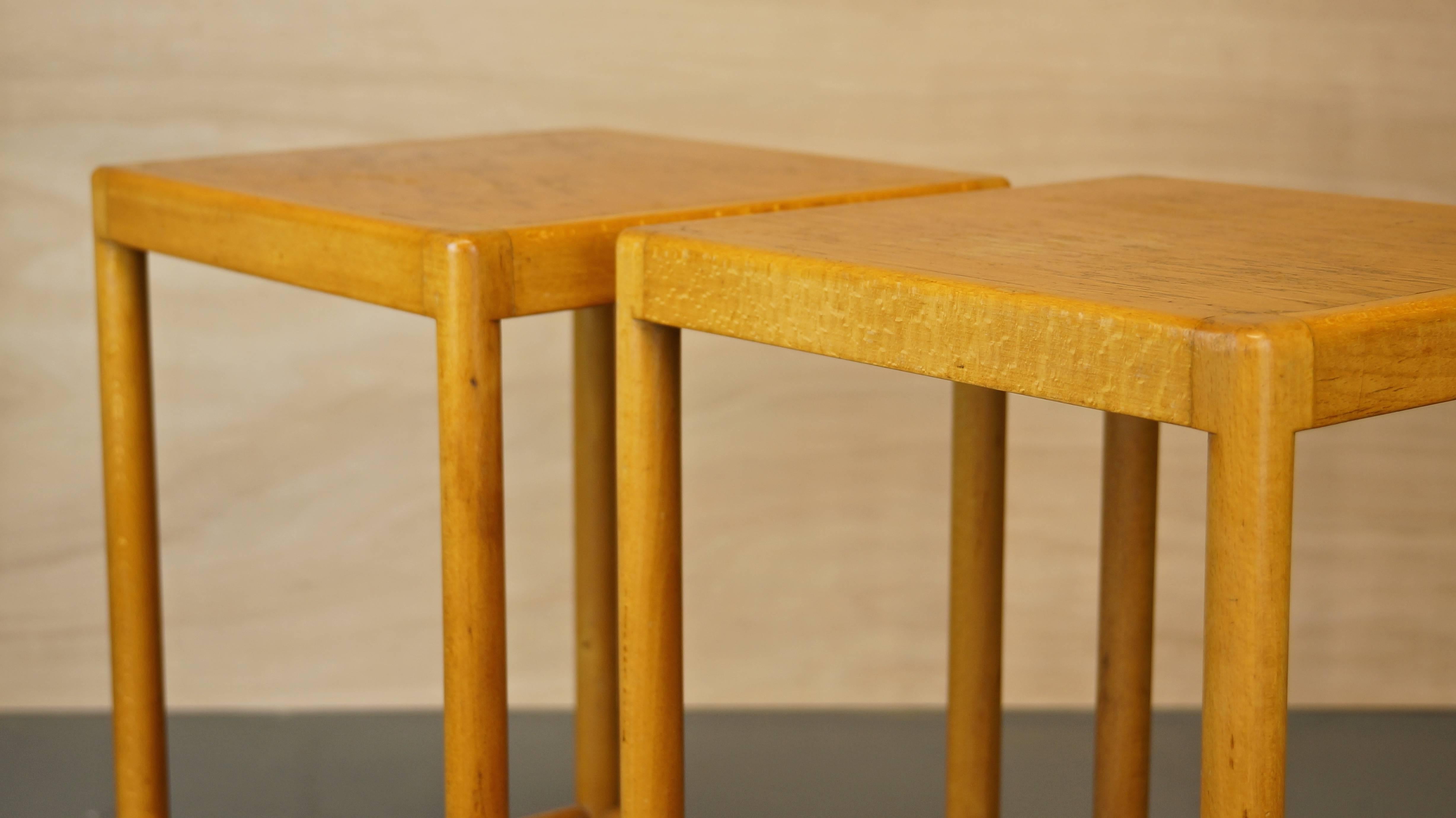 Pair of Rare Early Vintage Fritz Hansen Side/End Tables in Beech, 1940s 2