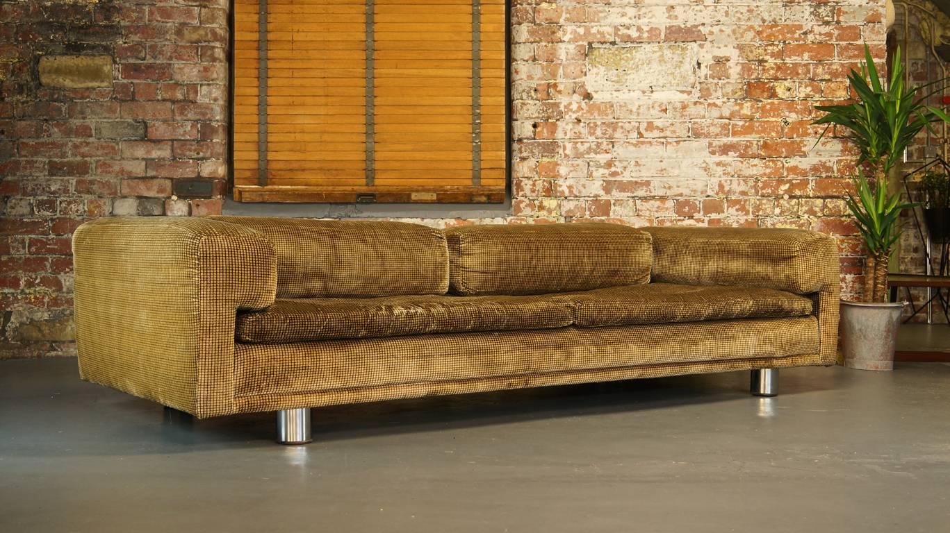 Large high quality vintage 1970s HK Diplomat sofa in fabric.

Designed by Howard Keith, circa 1970s - United Kingdom.

Famously owned by Princess Anne in the 1970s, this is a very sought after vintage sofa with its low, modernist sleek lines and