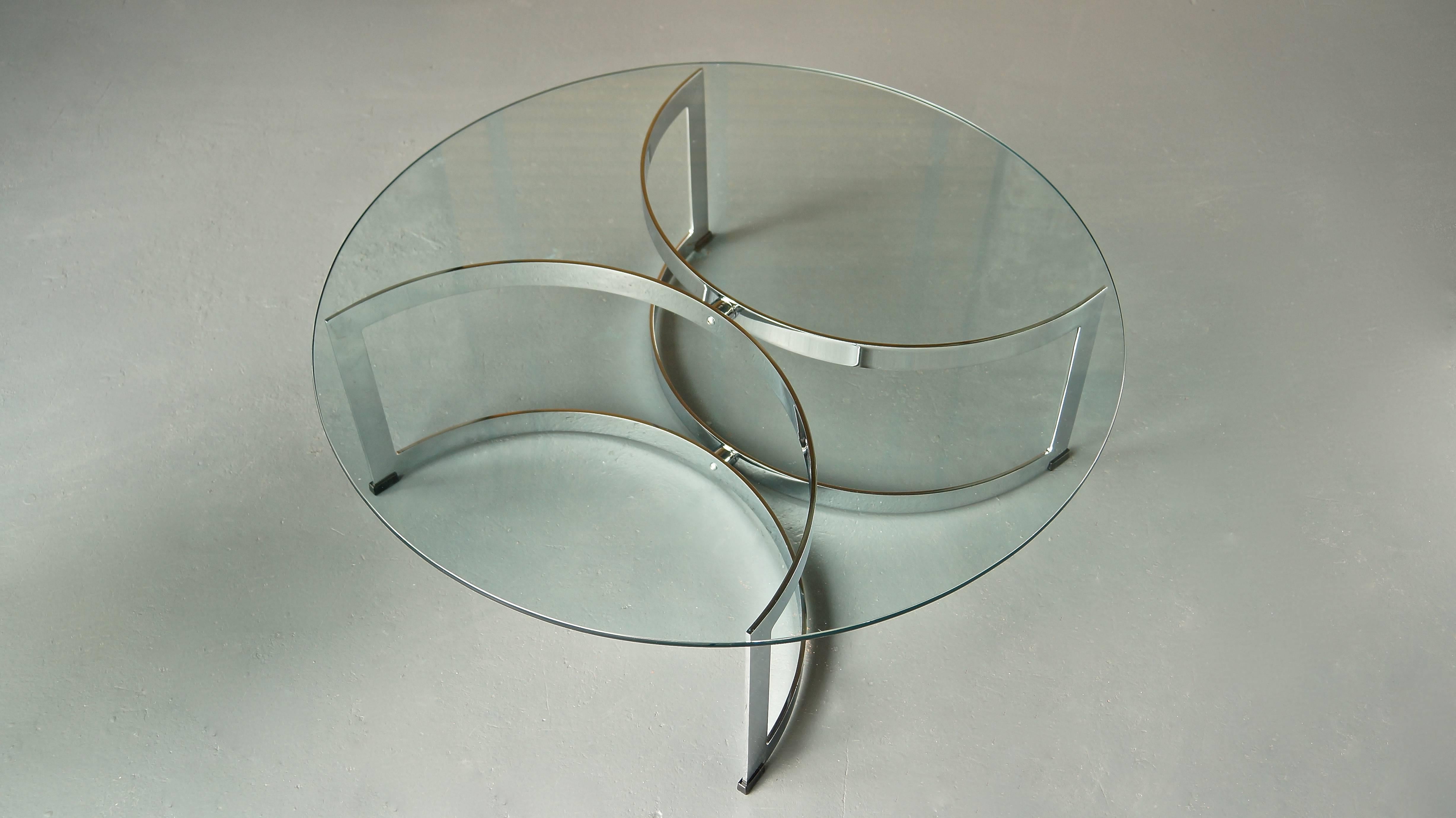 Late 20th Century Vintage Model 341C Chrome Steel Glass Circular Coffee Table, Merrow Associates