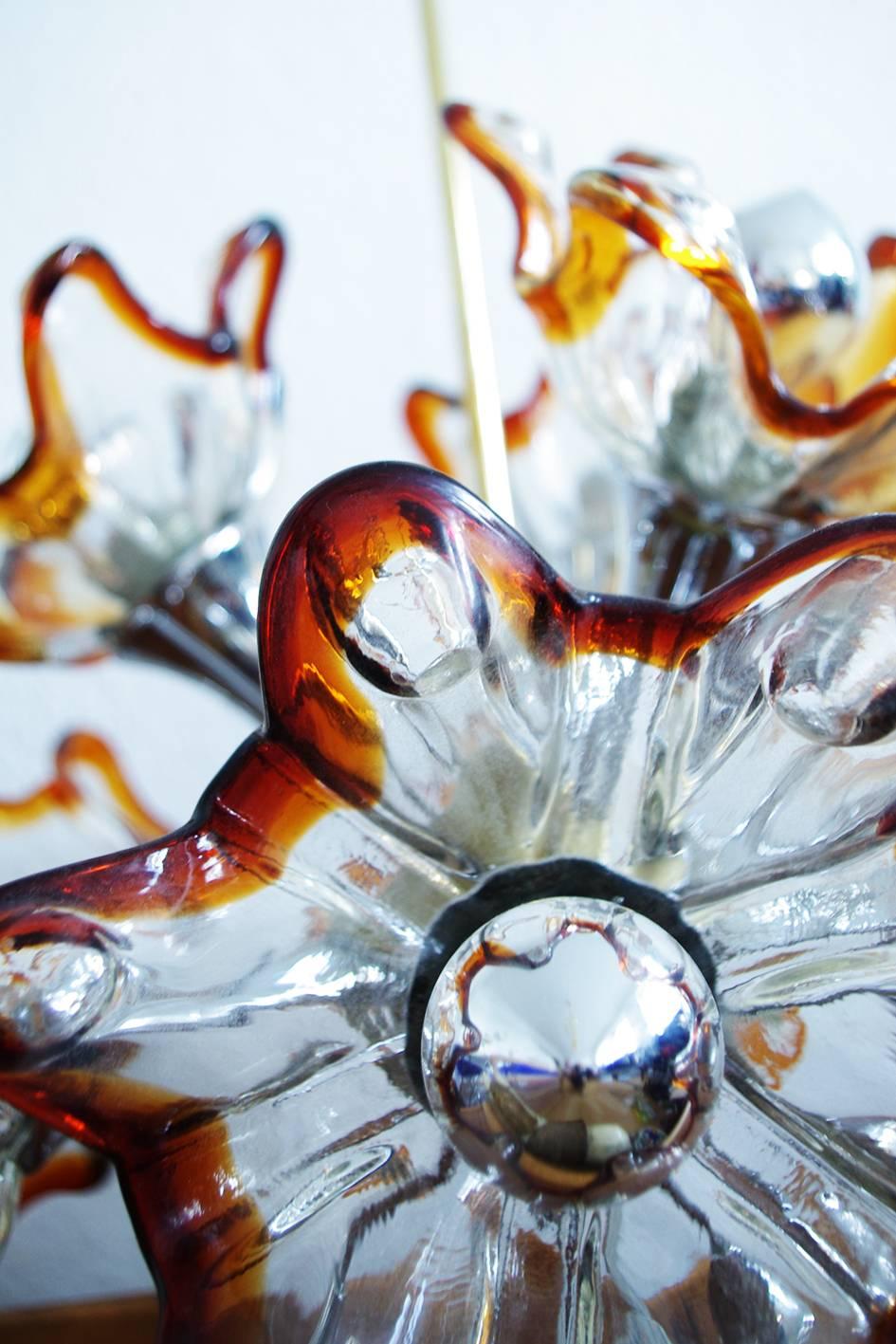 Mid-Century Modern Italian Vinage Twelve-Arm Murano Glass Flower Sputnik Pendant Chandelier For Sale