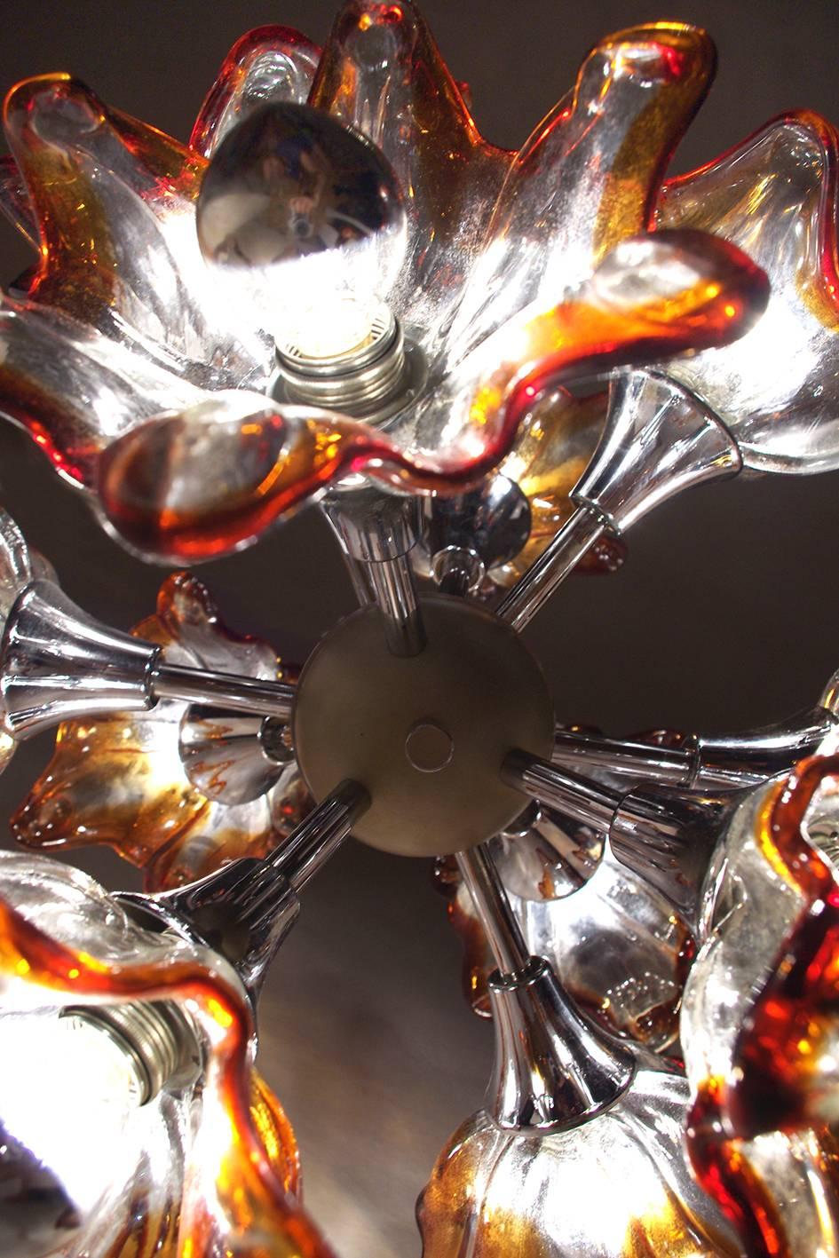 Brass Italian Vinage Twelve-Arm Murano Glass Flower Sputnik Pendant Chandelier For Sale