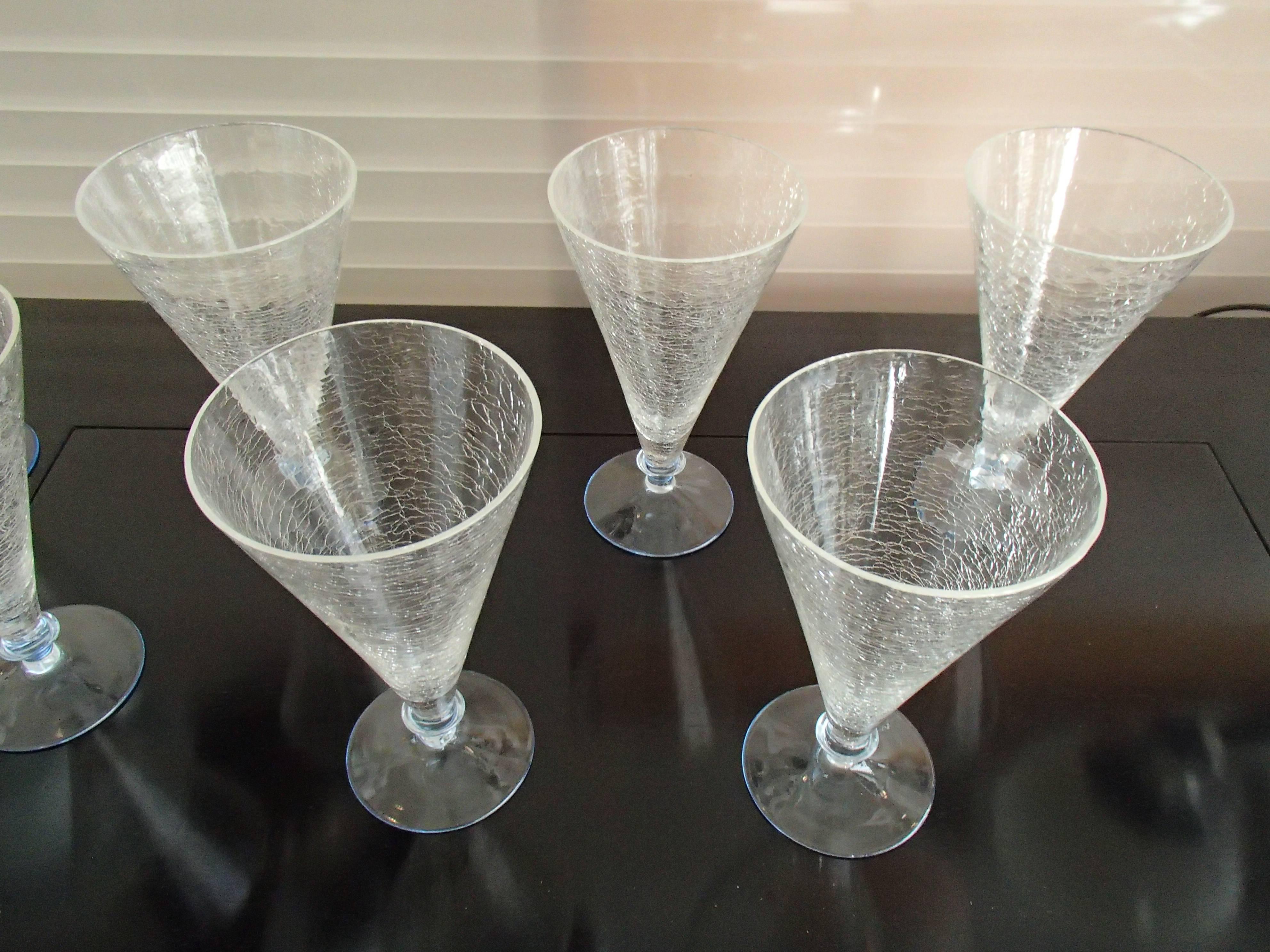 Art Deco Eight Cracquele Glass Glasses with Light Blue Base For Sale 1