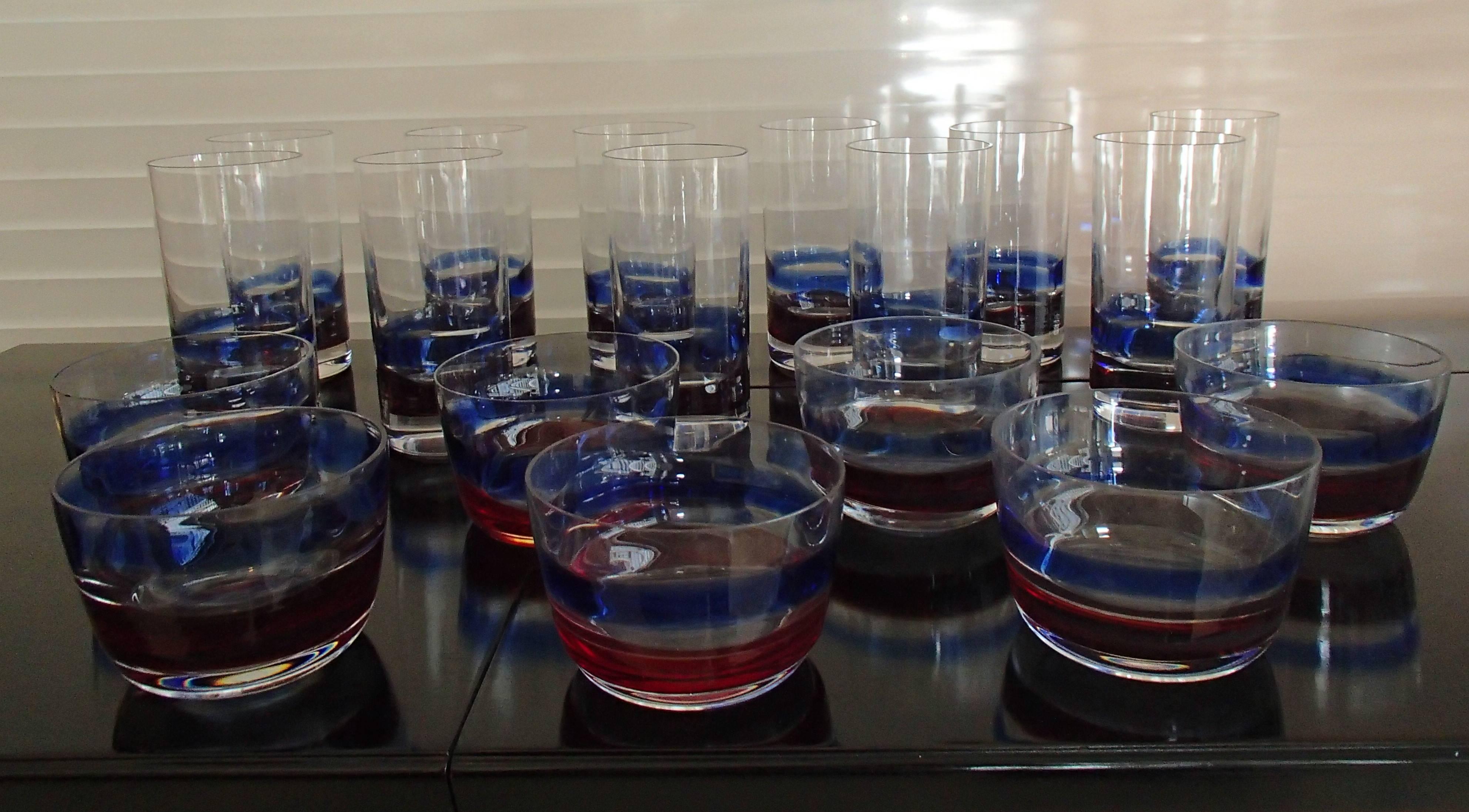 Mid-Century seven cups and 11 water or long drink glasses red blue Fulvio Bianconi.

The cups are 9 x 6.5 cm.