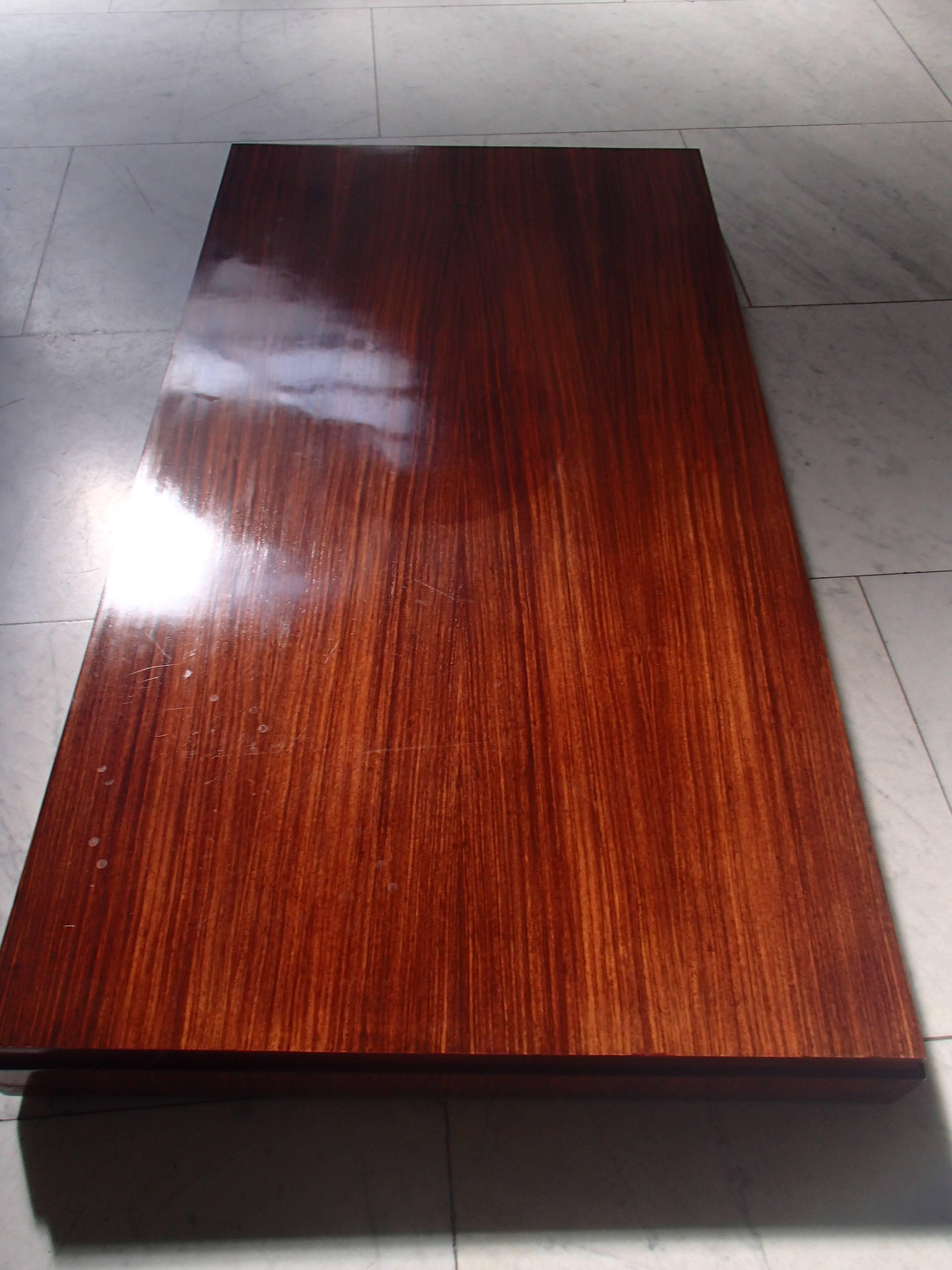 Grande console/table d'appoint Art Déco en forme de X en bois de rose en vente 1