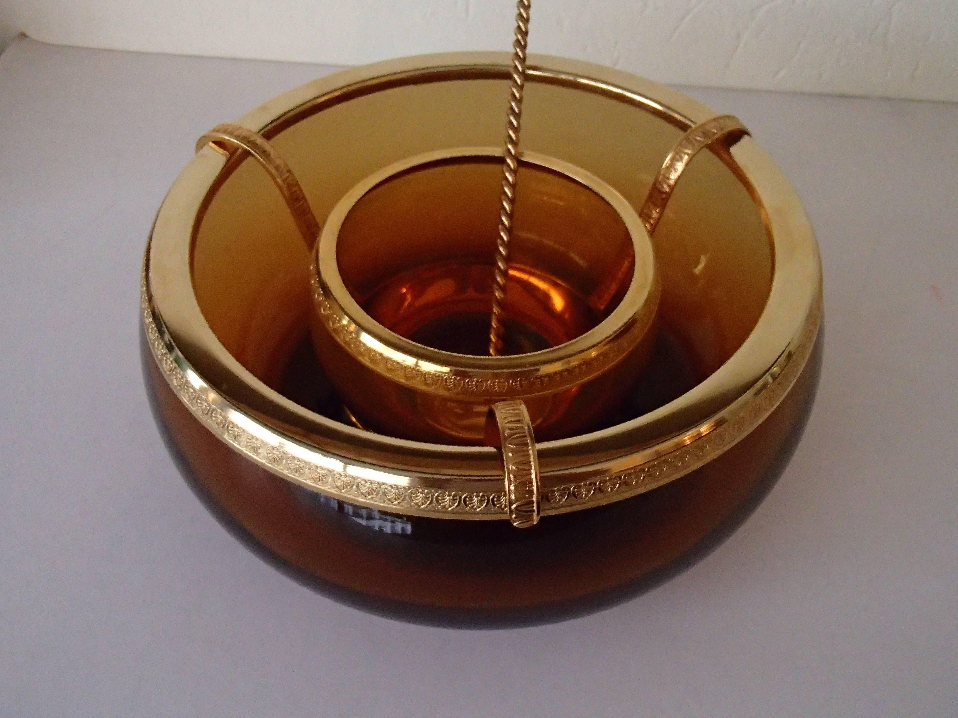 Mid-Century Caviar Bowl with Spoon Amber Glass and Brass In Excellent Condition In Weiningen, CH