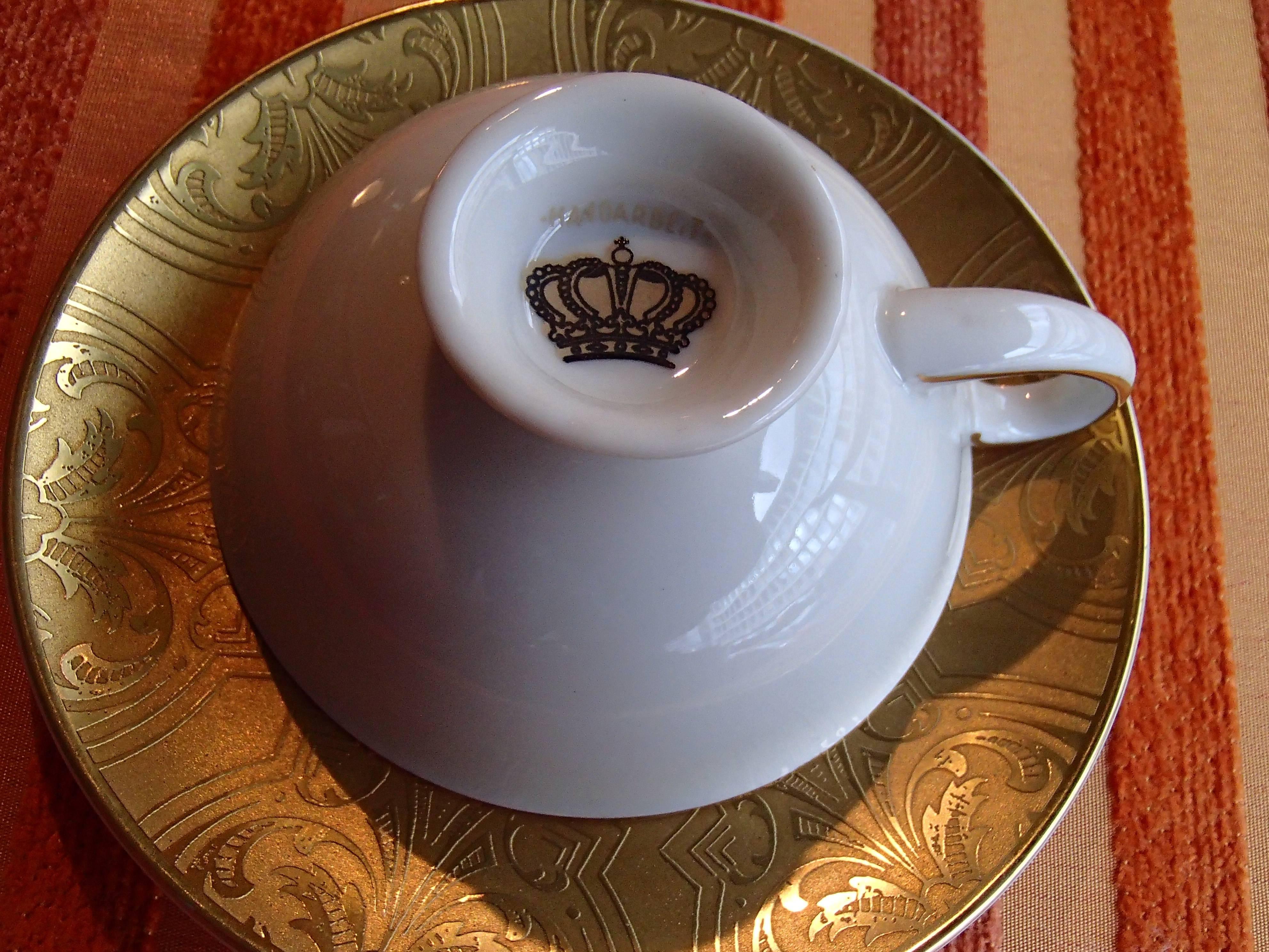 German 20th Century Coffee Cup TRETTAU Bavaria Real Gold Acid For Sale