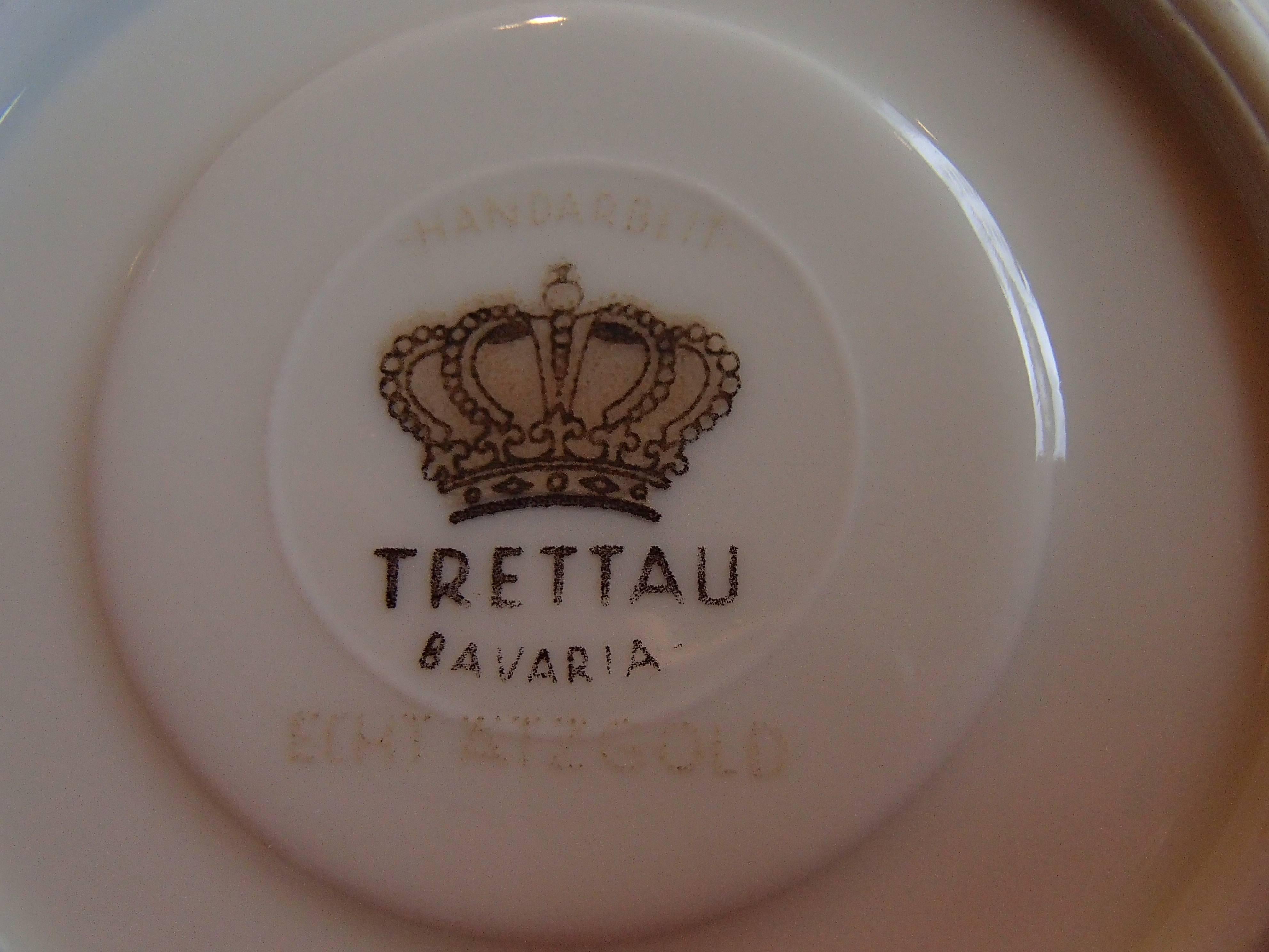 Hand-Crafted 20th Century Coffee Cup TRETTAU Bavaria Real Gold Acid For Sale