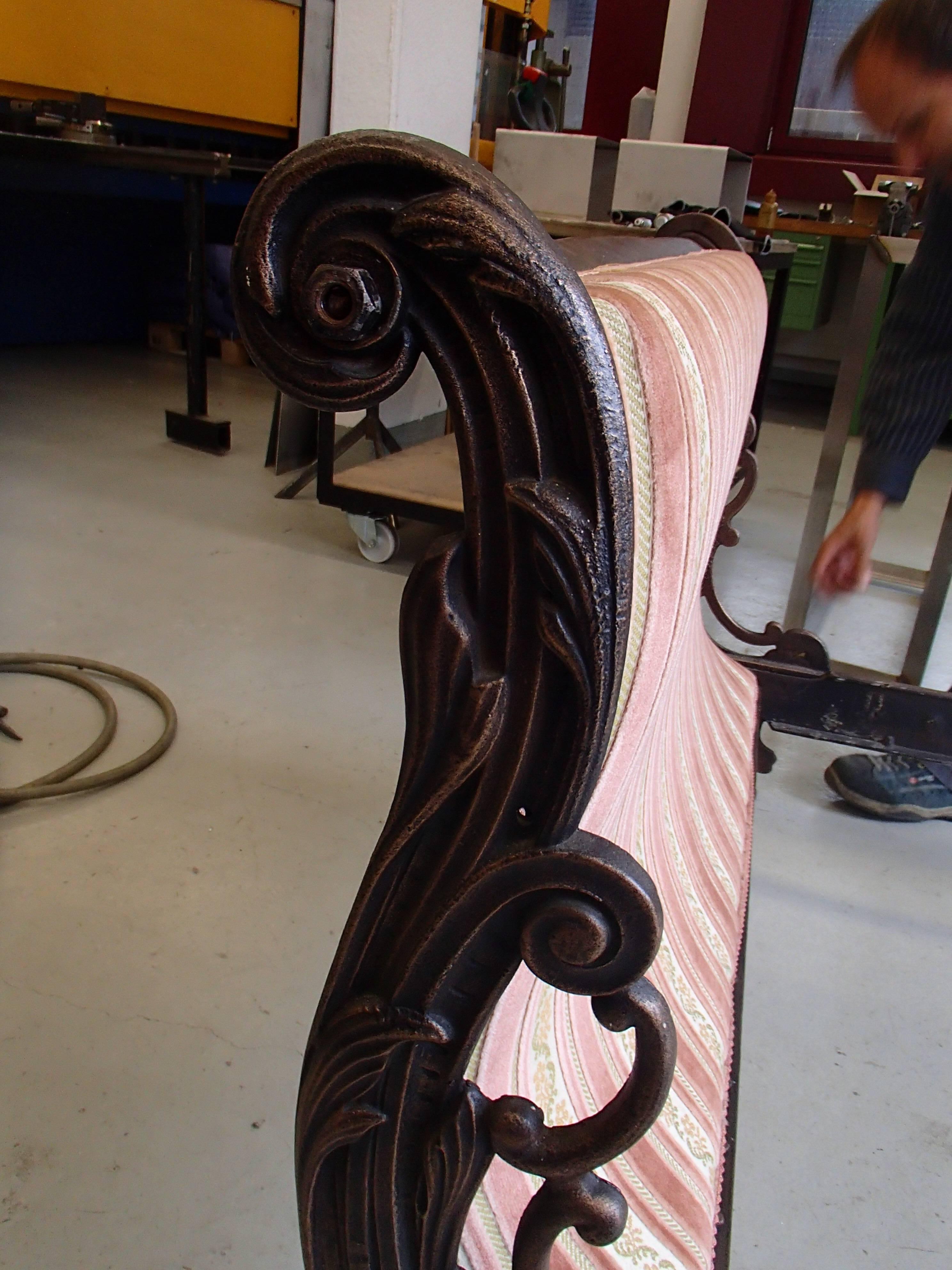 19th Century Daybed Cast Iron Completely Restored Copper Patina 1