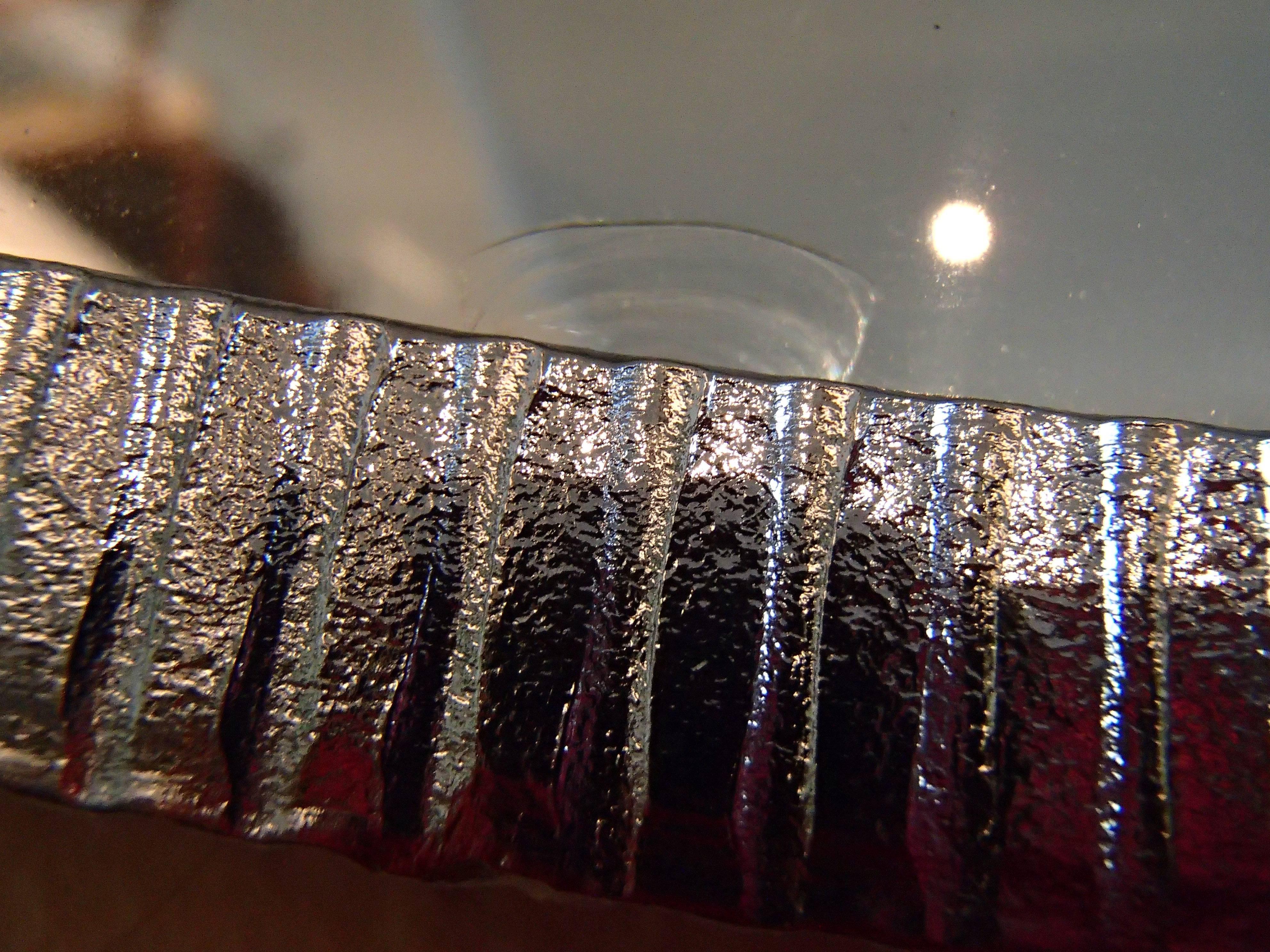 Ovaler Deko-Spiegel aus geschmiedetem Eisen und Silber, Art déco im Angebot 1